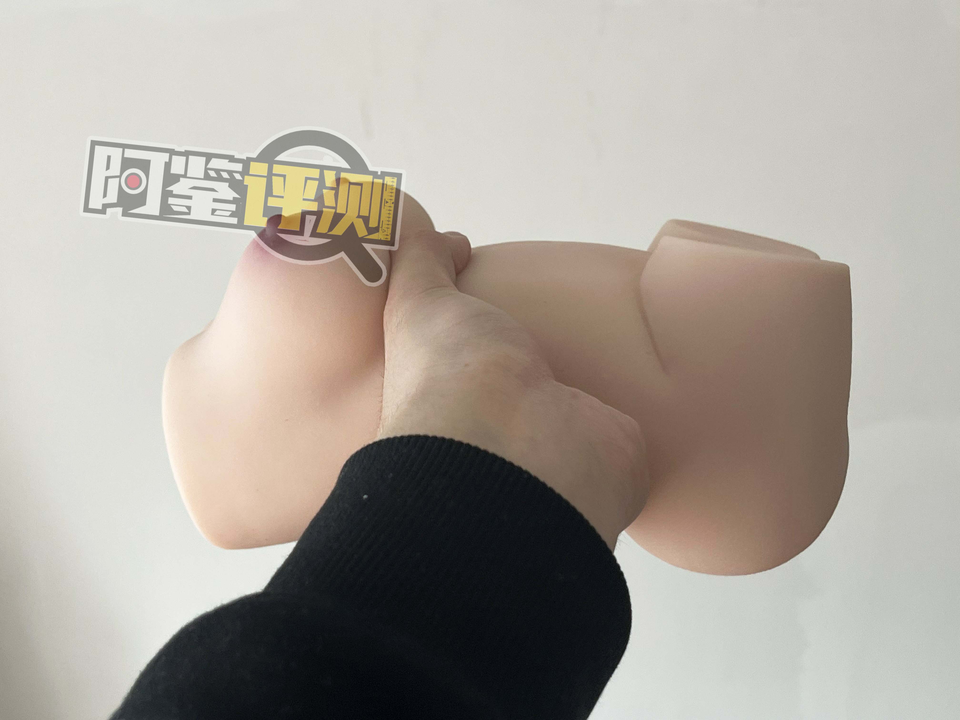 趣网-星梨奈（震动双穴名器）评测！各方面平衡都不错的震动类玩具！