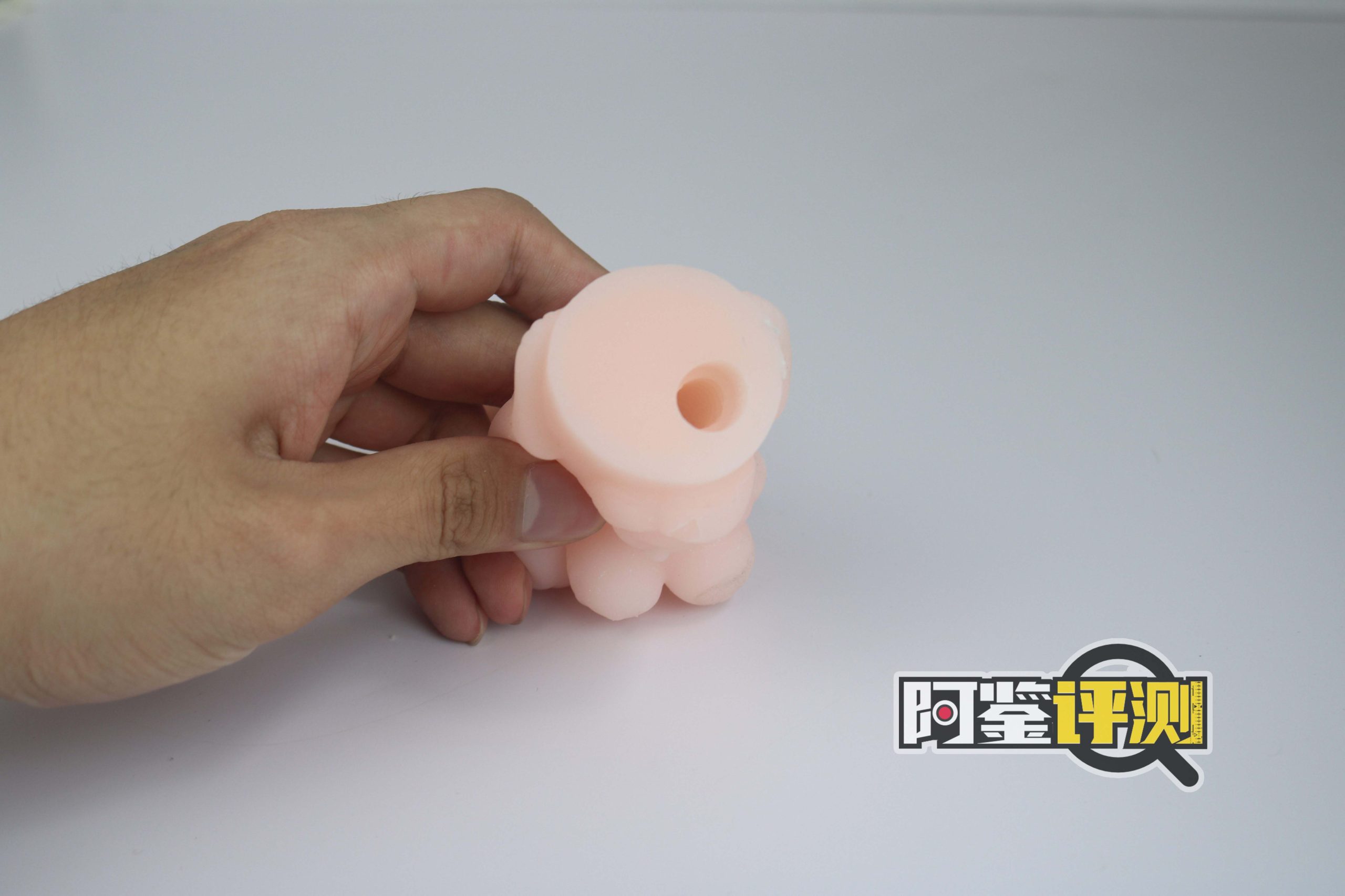 国产没牌子——“人形飞机杯”评测！最考古的一集！阿鉴用过的第一个斐济杯同款！