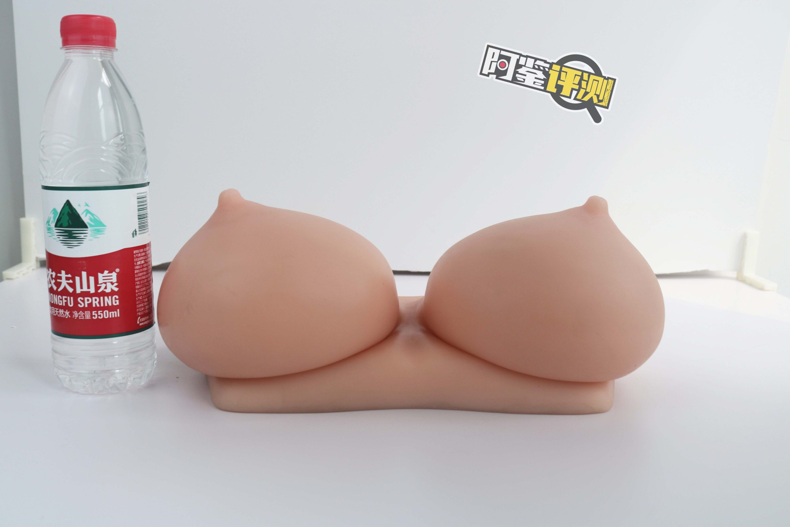LoveFactor-完熟女郎（胸模）评测！孩子就好这口软的！