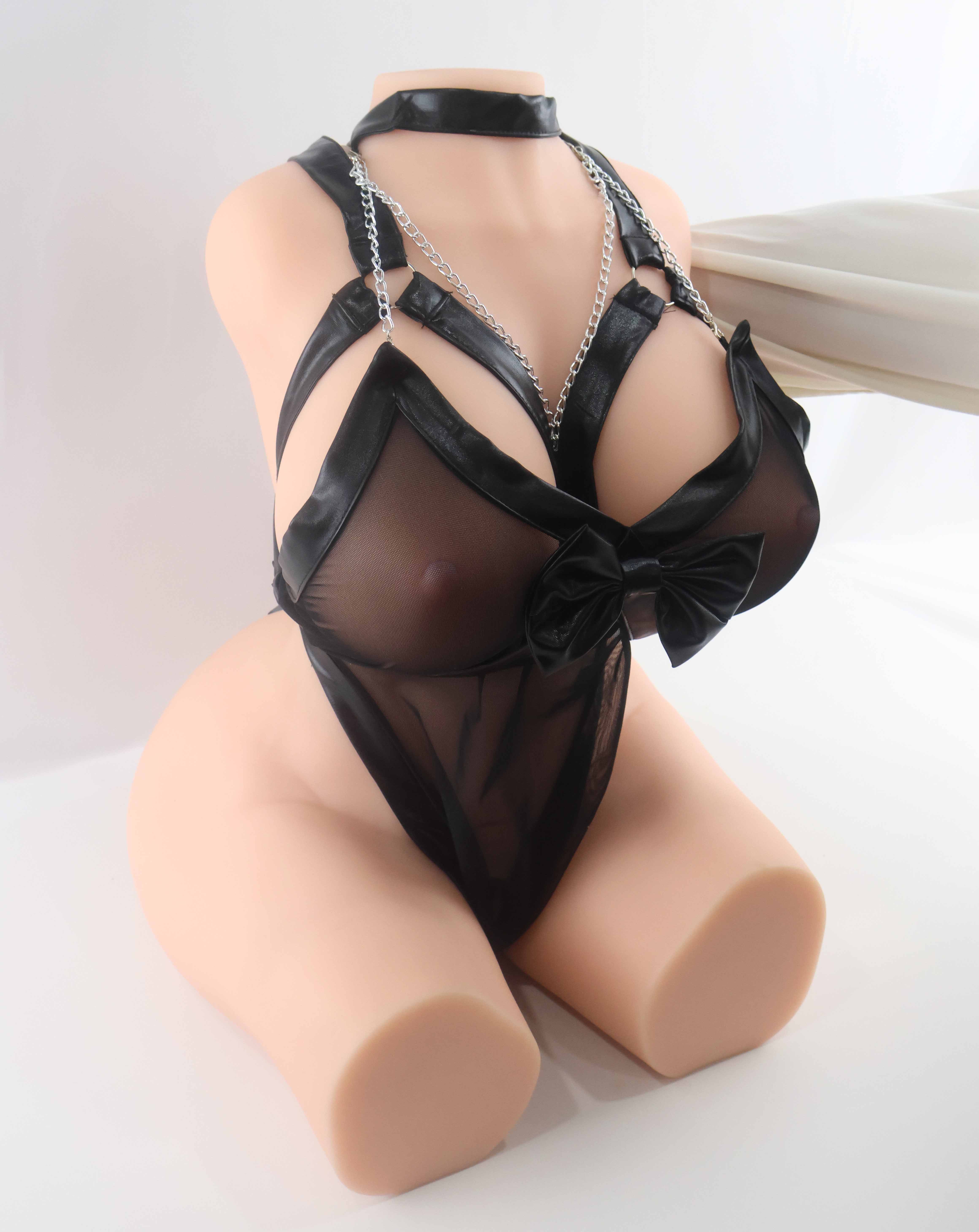 【流量警告】完熟女郎大身体试衣照片（废稿素材）