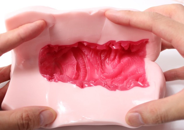 魔眼——“肉超紧莉娜”评测！少女的成长！等等....谁在我飞机杯里放刀片？