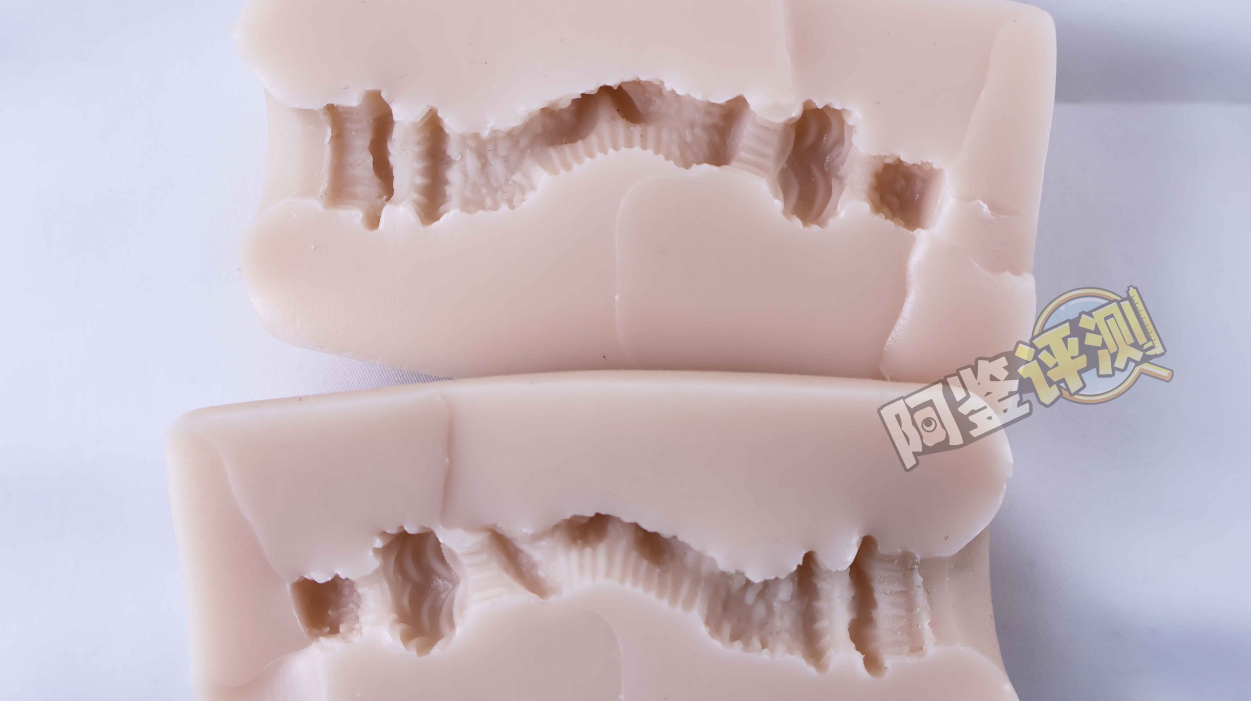 杯多多-“七彩罐娘”评测！隐蔽型的可乐罐飞机杯，图一乐还是真实用？（上：红，黄，橙）