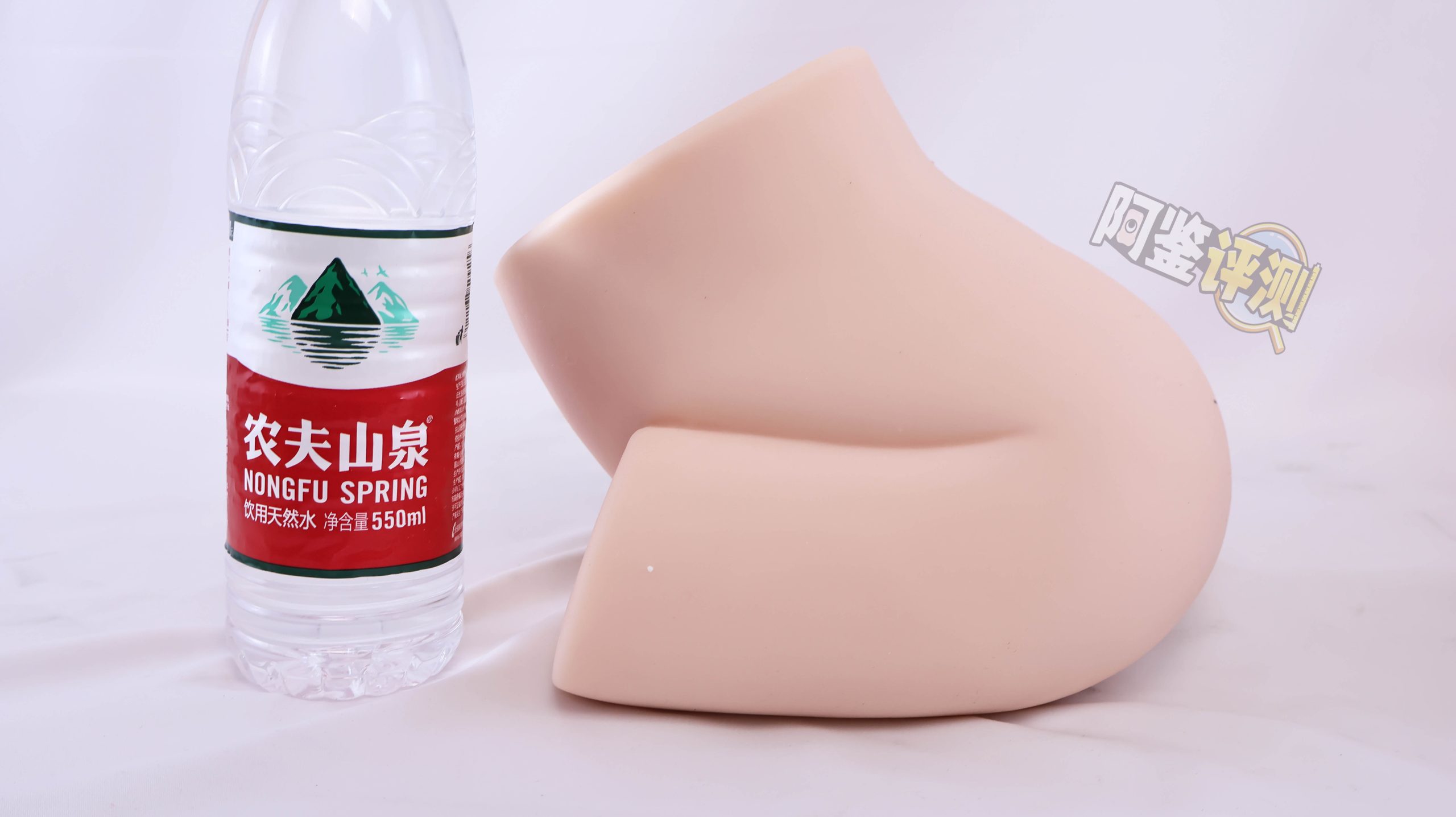 MACCOS——“纯洁之臀BIG”评测！变大后的手感好了太多，但通道为何没有继承？