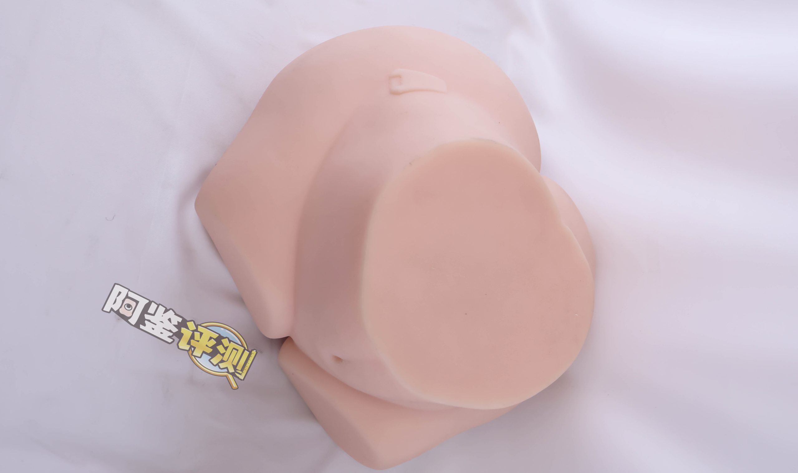 YUU——“幻雪机娘（臀模）”评测！相比换穴的问题，单纯的作为臀模的实用性就相当低