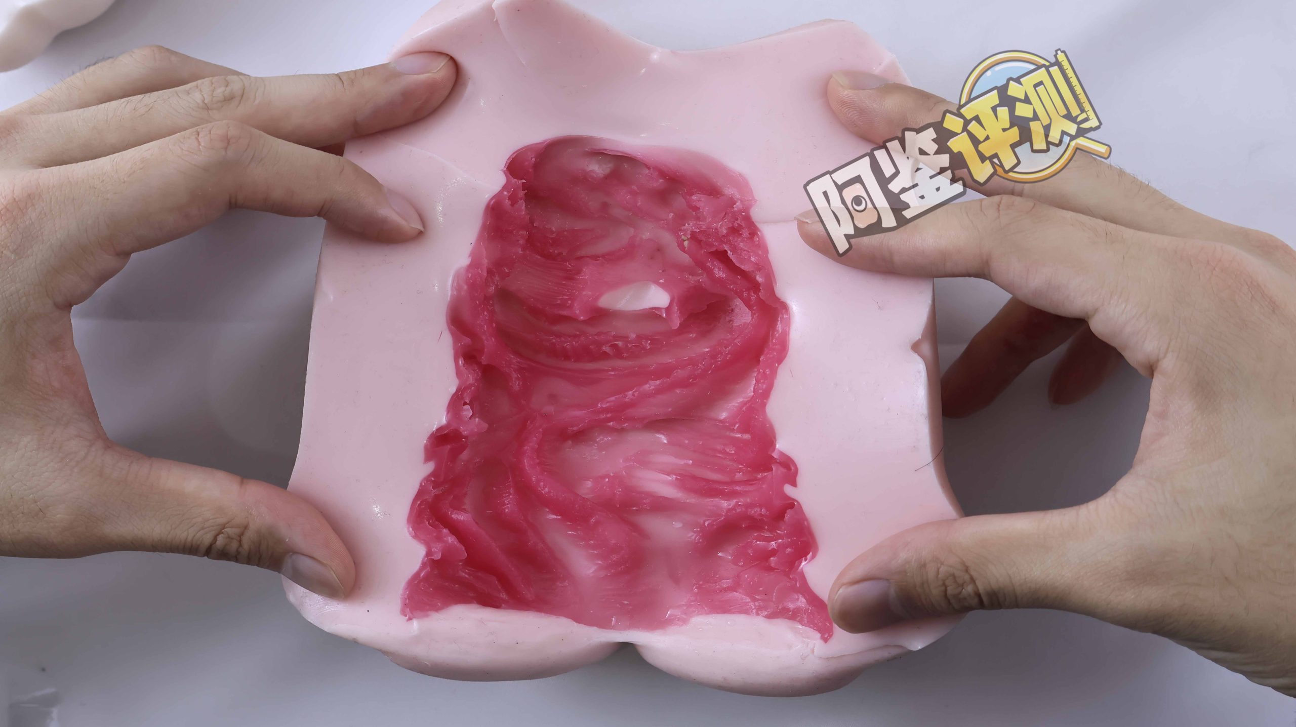 魔眼——“肉超紧莉娜”评测！少女的成长！等等....谁在我飞机杯里放刀片？