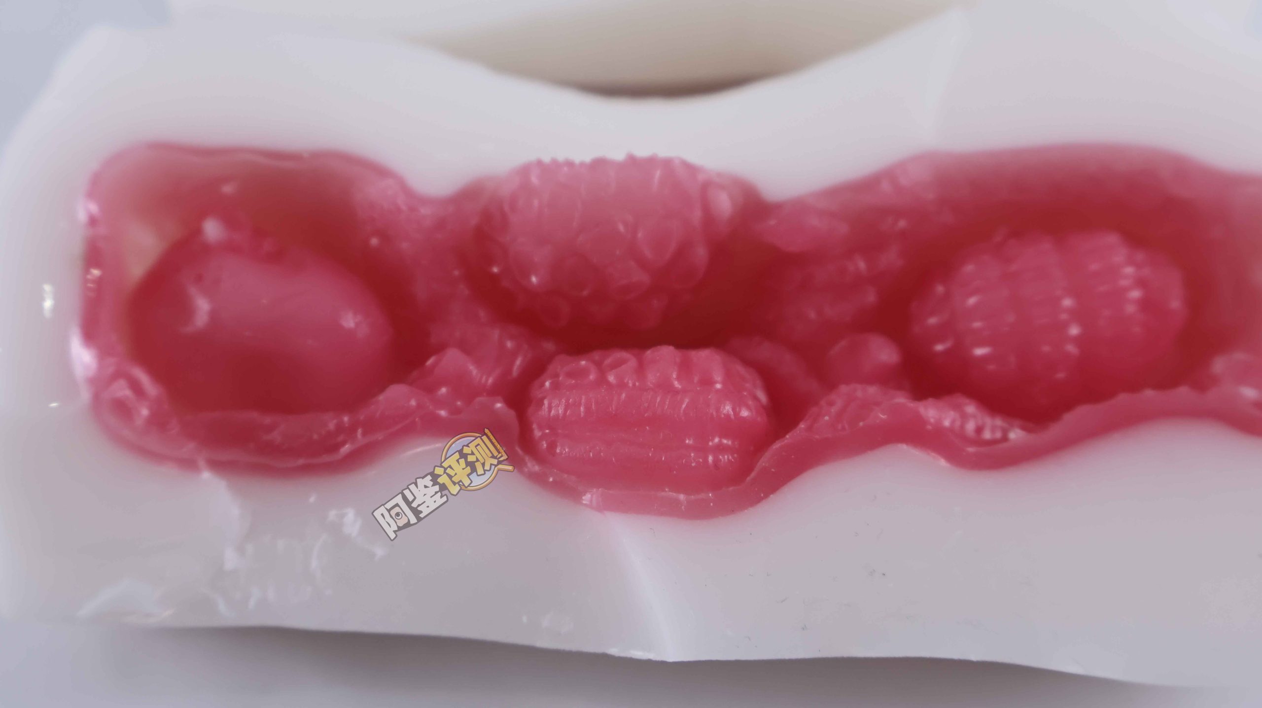 魔眼——“もち雪（BOTE IBO）”评测！纯白如雪的脂软材质，与坚实内层粗糙结构的奇妙配合