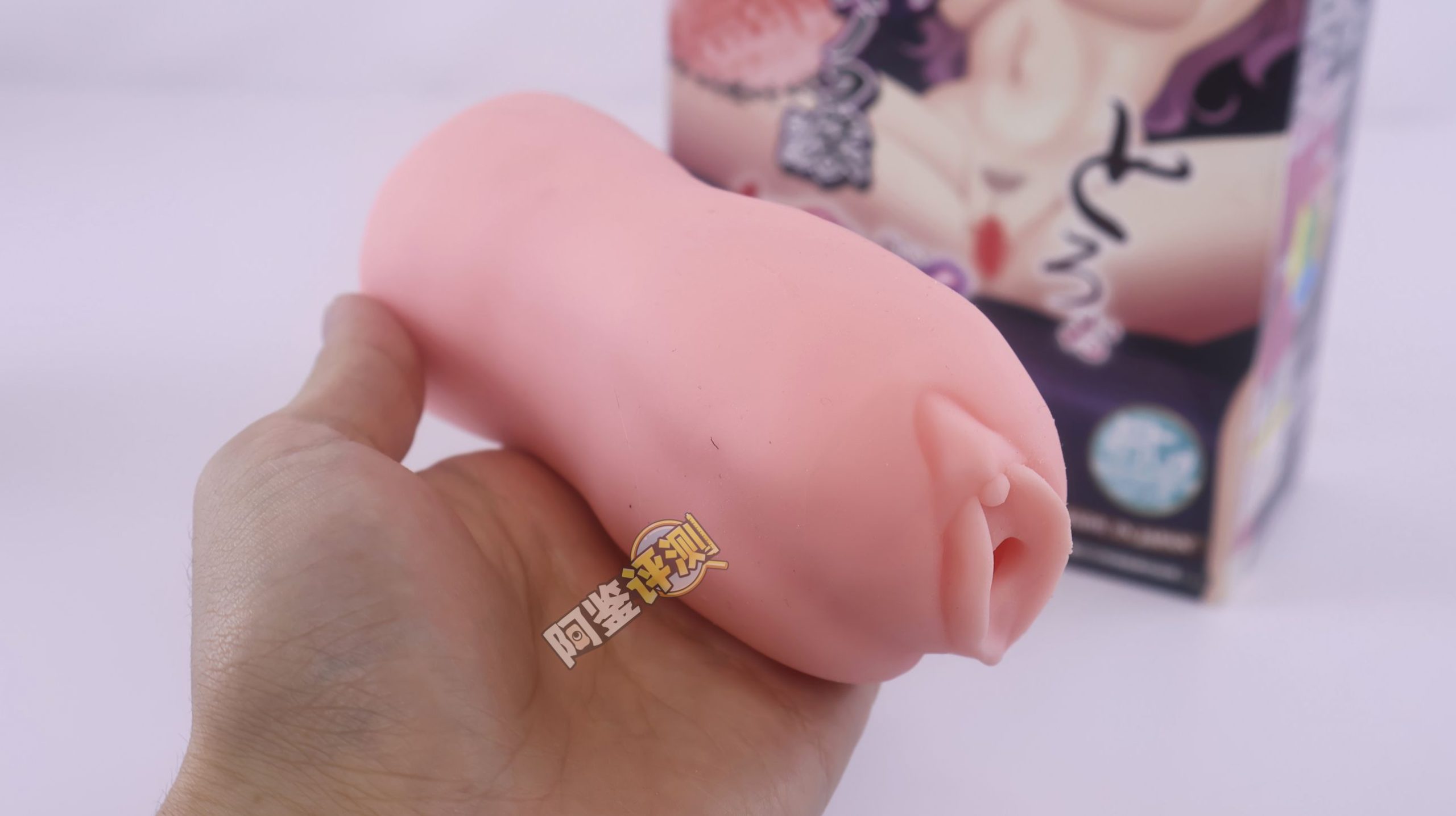 对子哈特——“性感圣经”评测！同样的双面结构，在不同材料体验下居然完全不同