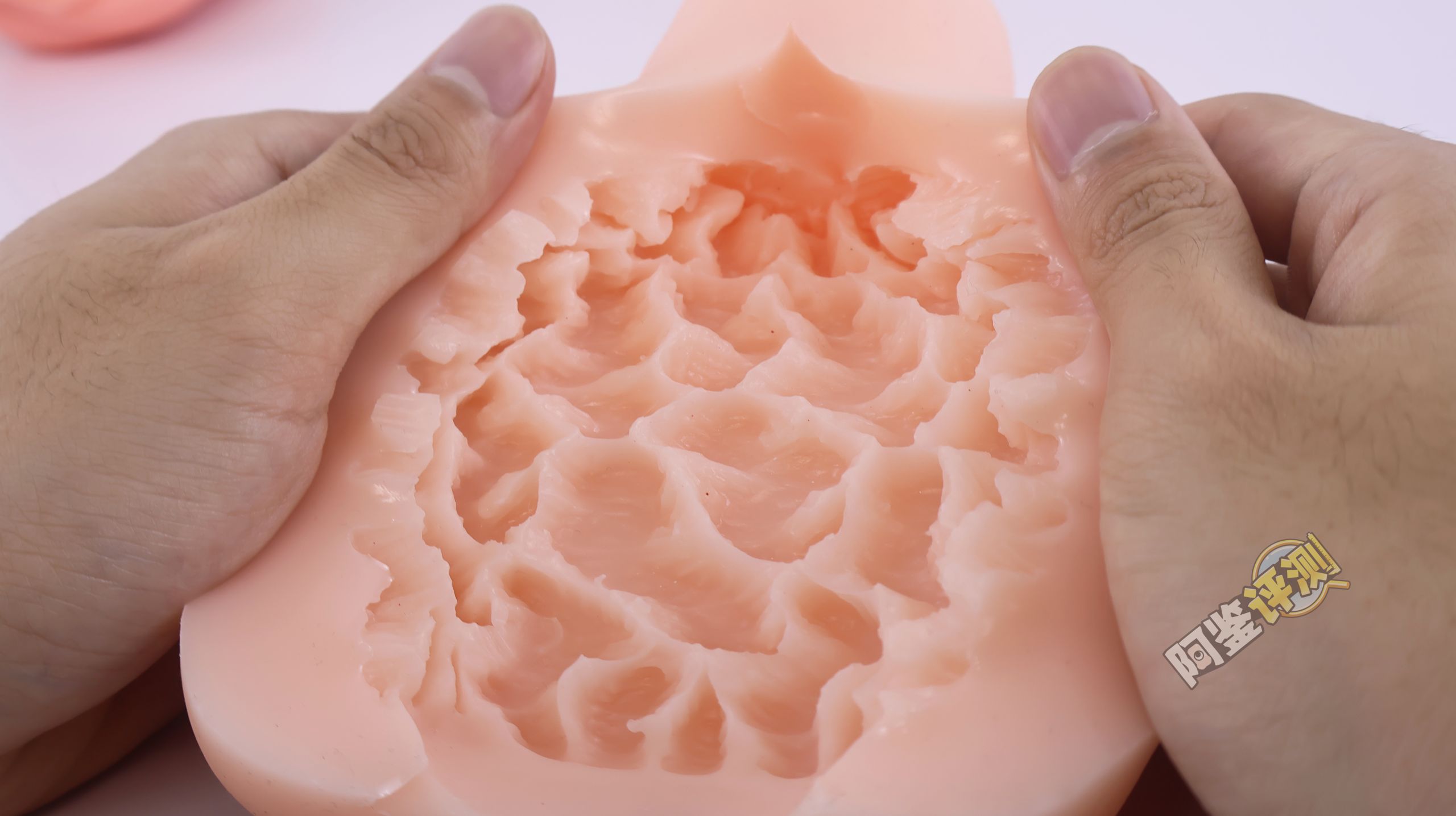 汤马托易士——“超昂闪忍”评测！这个超小众的联名肉片款，居然还相当好用