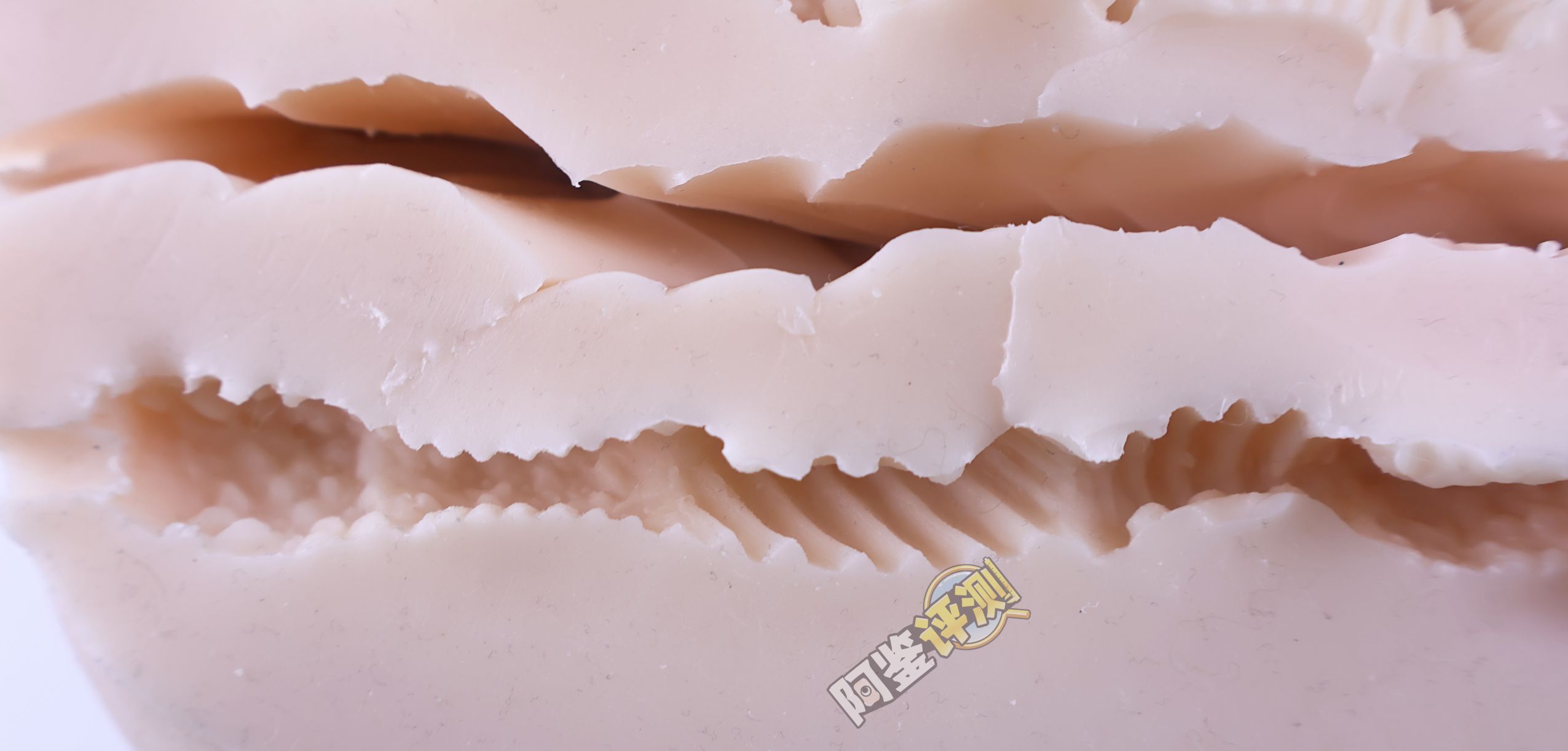 MACCOS——“纯洁之体”评测！少见的带腿小臀模，多种多样的视觉角度