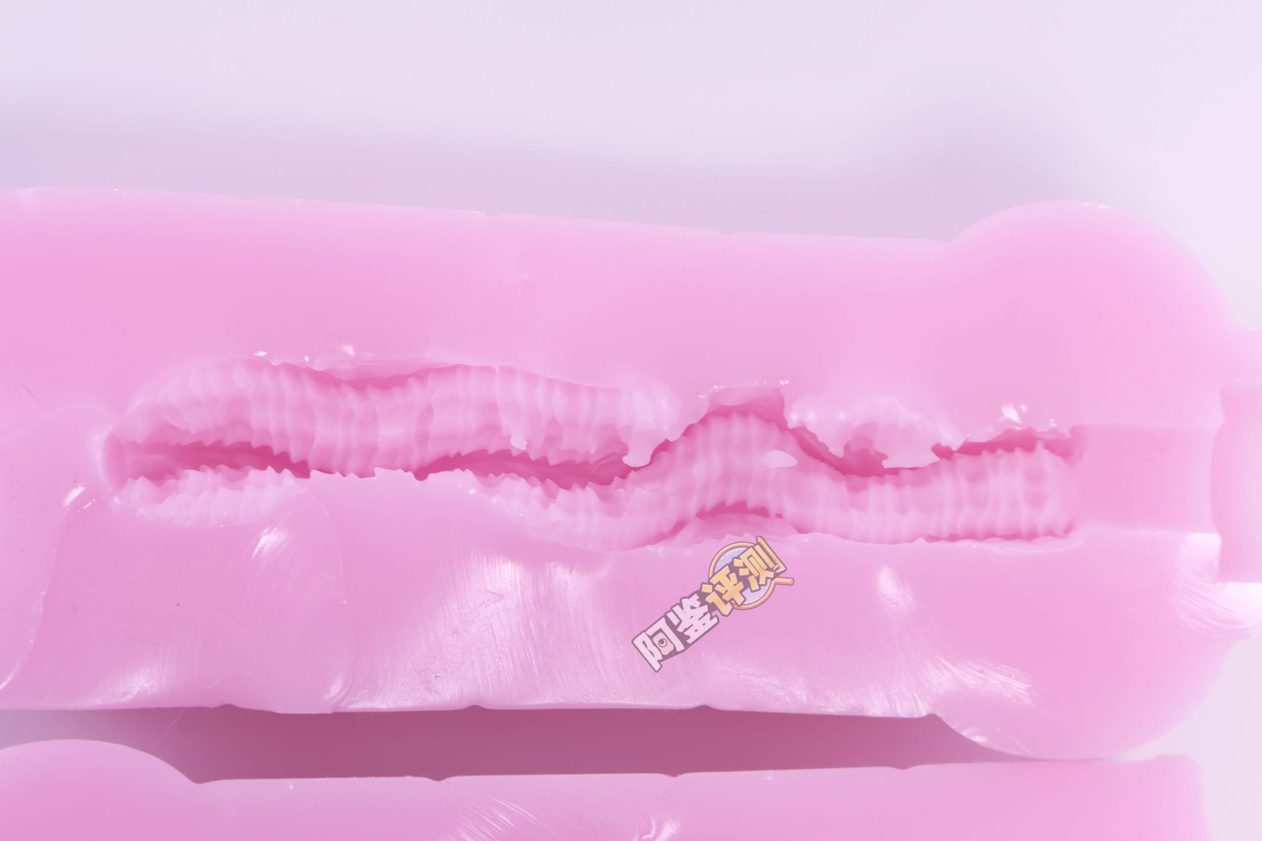 火炮——“傲慢雌小鬼-派娜酱”评测！大倒模上拆下来的杯子，肉感足够但有些简单