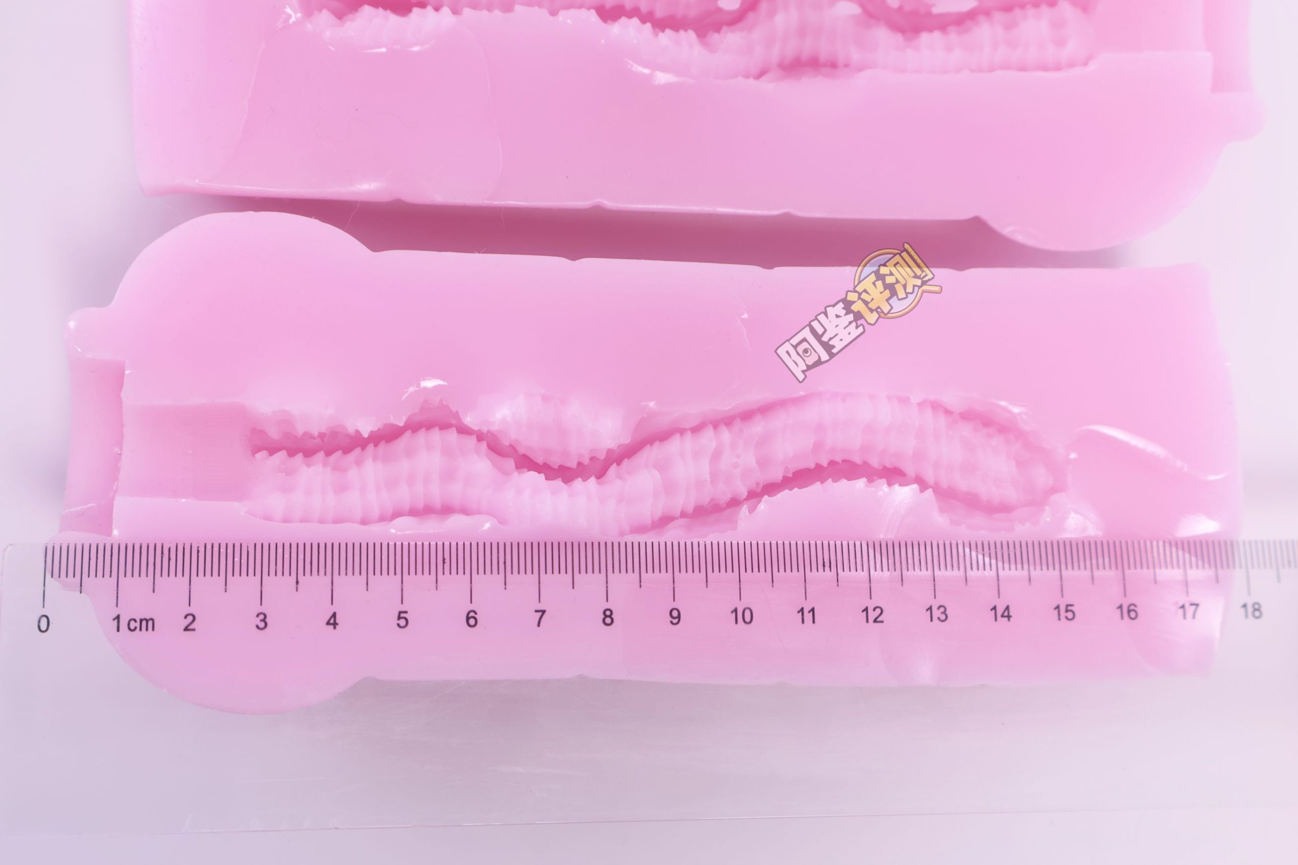 火炮——“傲慢雌小鬼-派娜酱”评测！大倒模上拆下来的杯子，肉感足够但有些简单