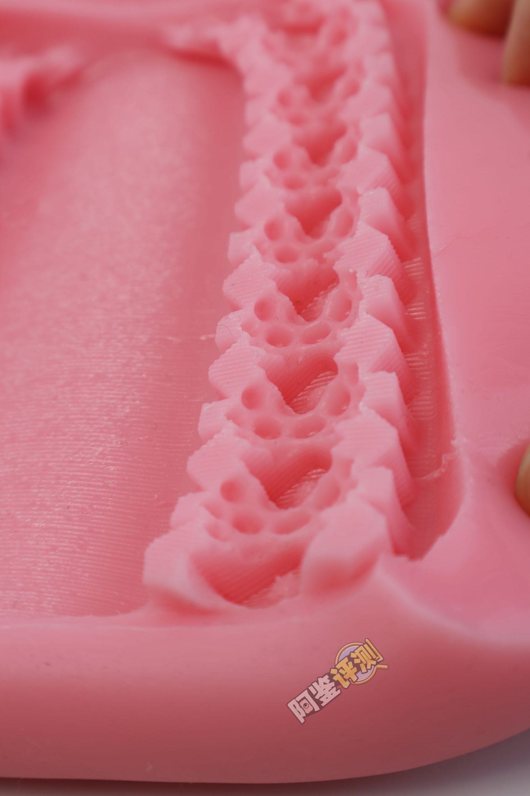 COOLP——“肉球喵杯”评测！粉色的超大圆柱，首创的“包裹式凸起”！