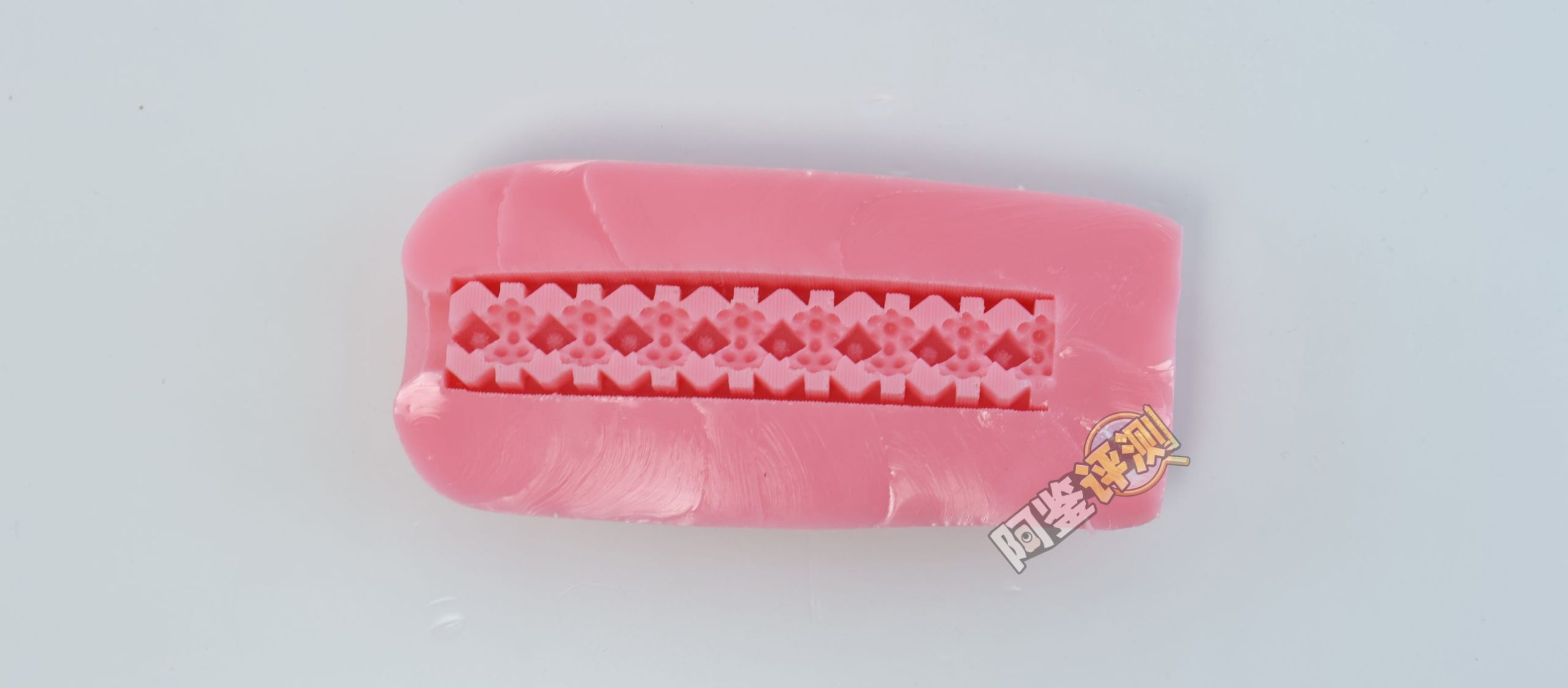 COOLP——“肉球喵杯”评测！粉色的超大圆柱，首创的“包裹式凸起”！