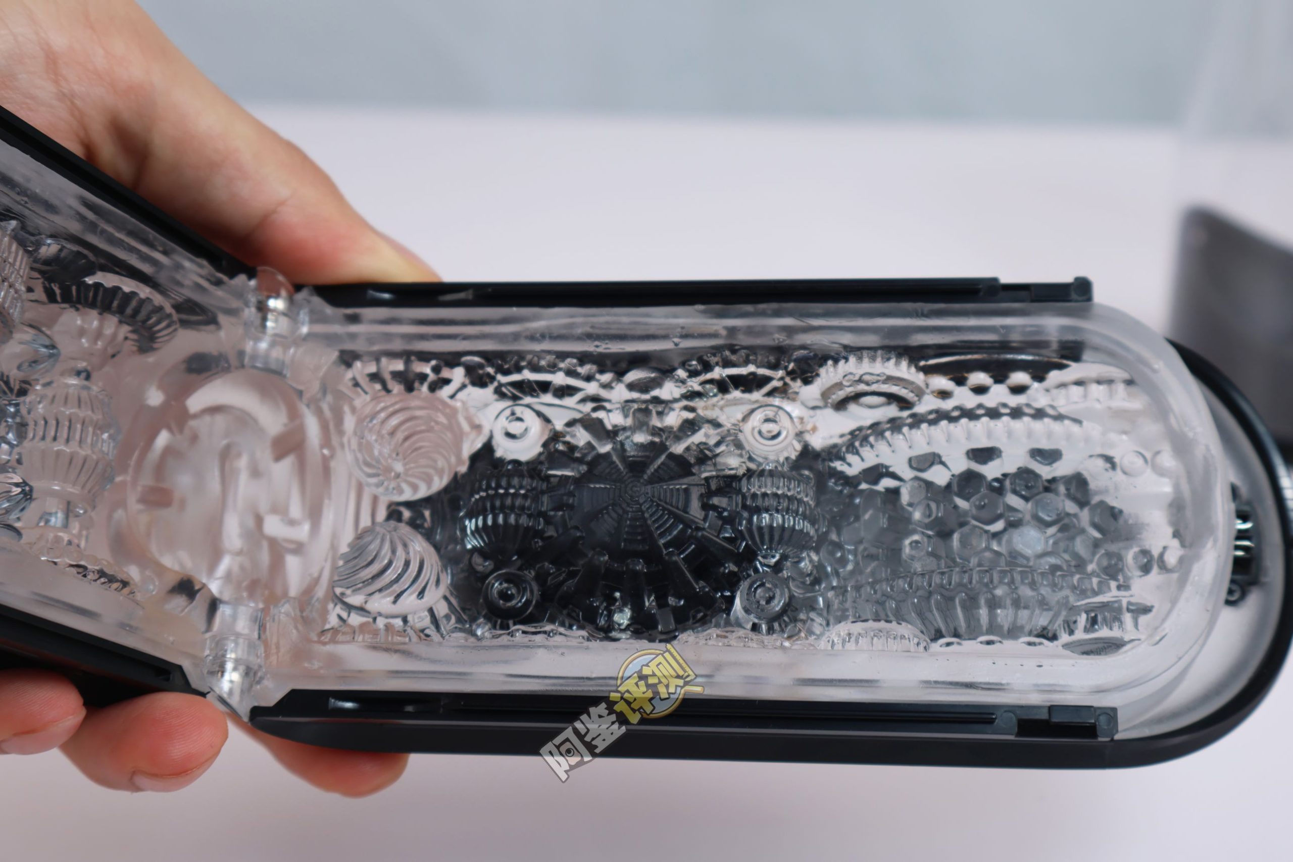 TENGA——“flip GRAVITY黑（电动版）”评测！夹更紧的“魔怔真空杯”，还有个紧贴的震动选项