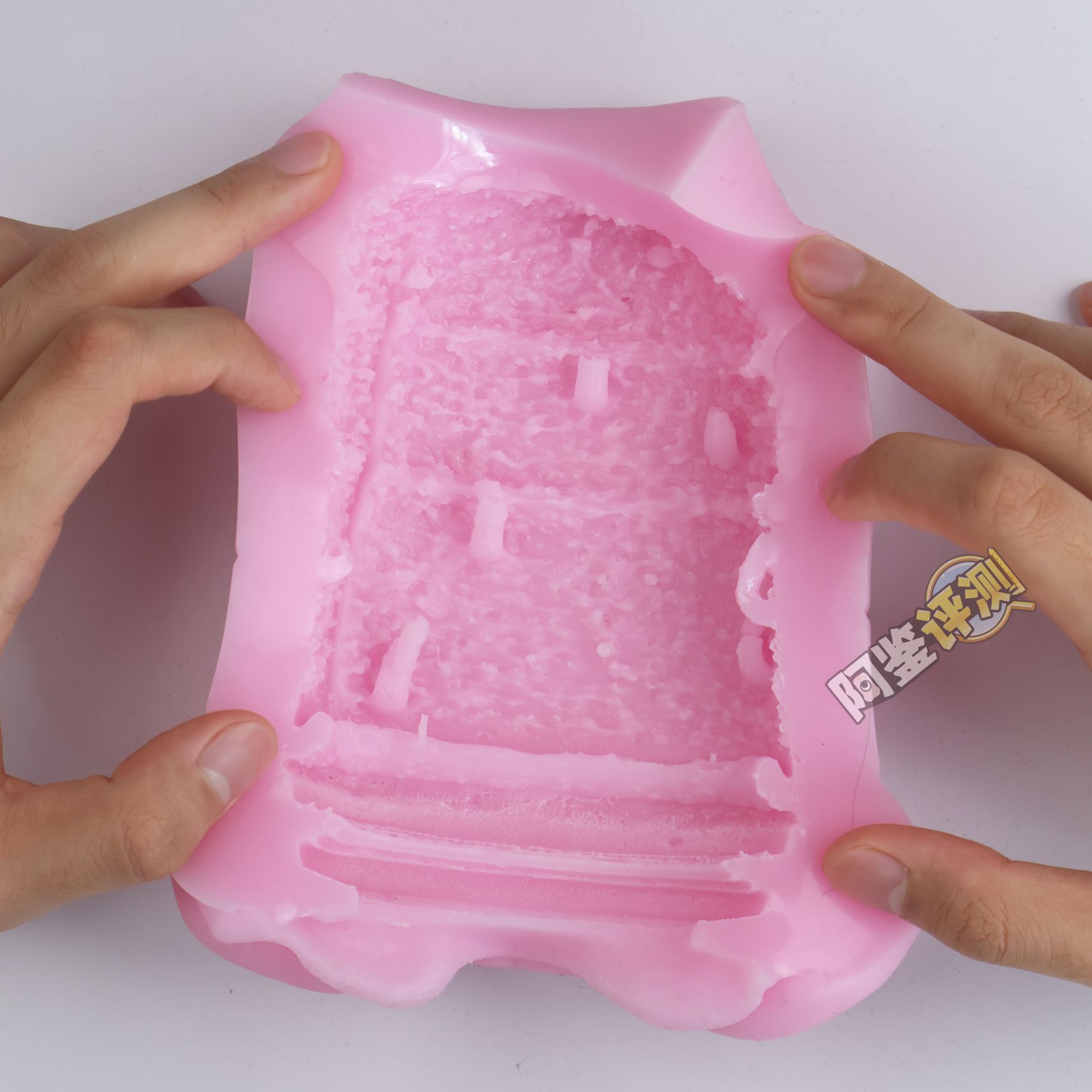 火炮——“残暴的阿丽奈”评测！平坦的“砂纸结构”，真空玩法下居然意外的体验很爽？