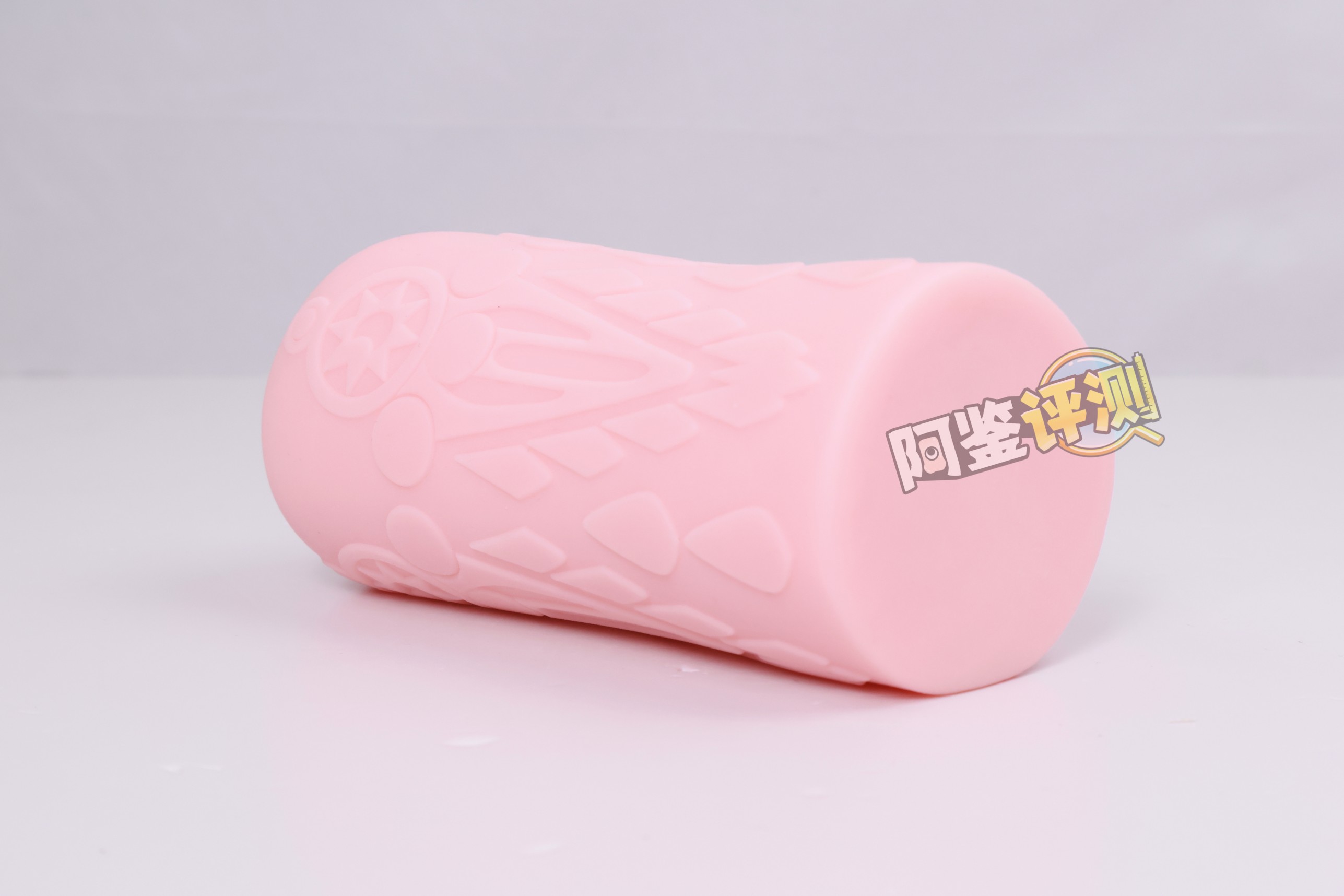 对子哈特——“ 梦幻术士”评测！似曾相识的杂乱感，这系列招牌的真空感已经消失不见了...