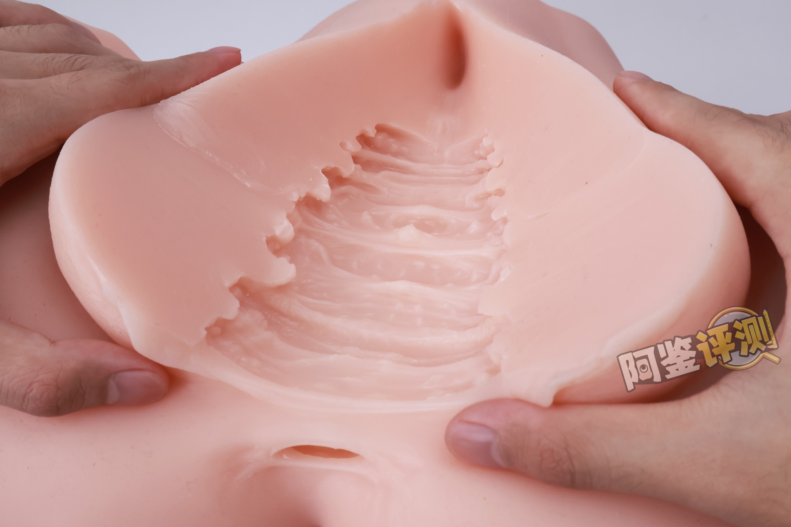 HMAX——“究极之臀”评测！虽然手感上是个不错的软臀，但体验居然这么不好