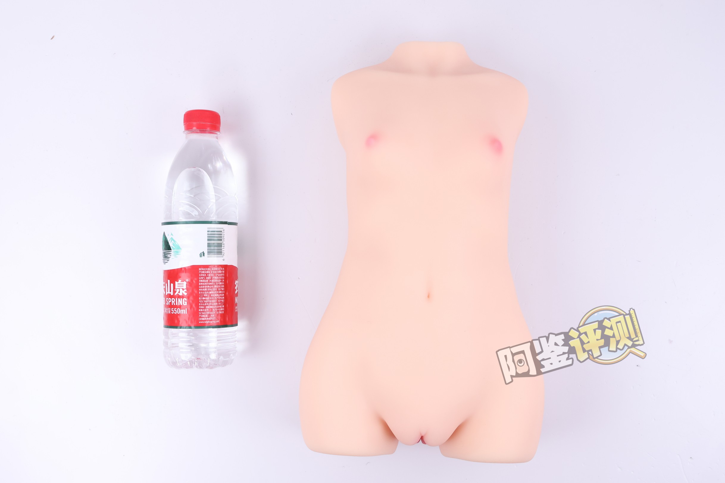 KAGUYANO——“柴慕斯"评测！高硬度的萝莉小身体倒模，你的乳头怎么尖尖的？