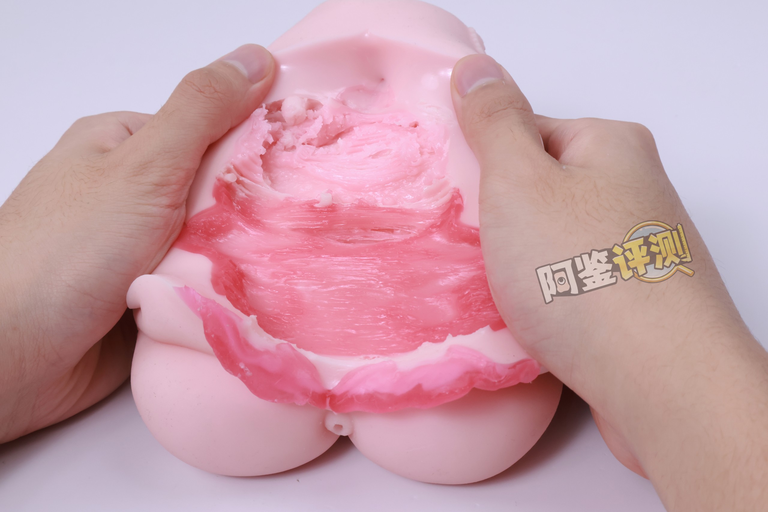 魔眼——“玫瑰新娘（软版）”评测！考古早年魔眼的黏土感材质，但品控究极大爆炸