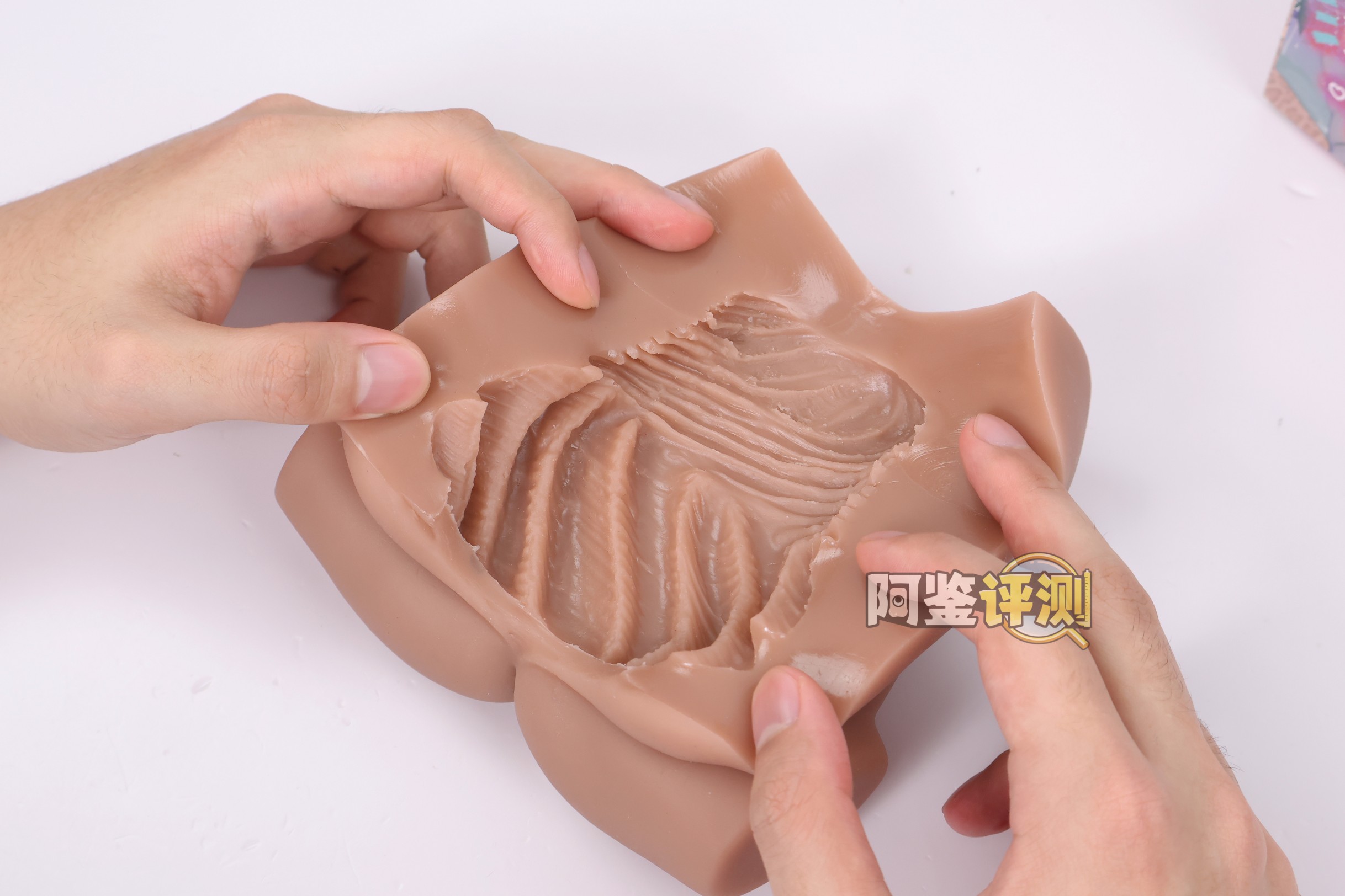 yokubou——“涩谷辣妹”评测！强烈螺旋的剐蹭感， 但通道有些太过松垮了