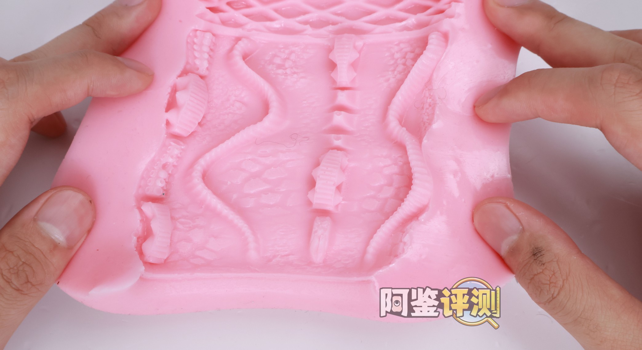 RIDE JAPAN——“海马波浪”评测！黏感材料的独特发挥，带有奇奇怪怪“滞留感”的竖向剐蹭！