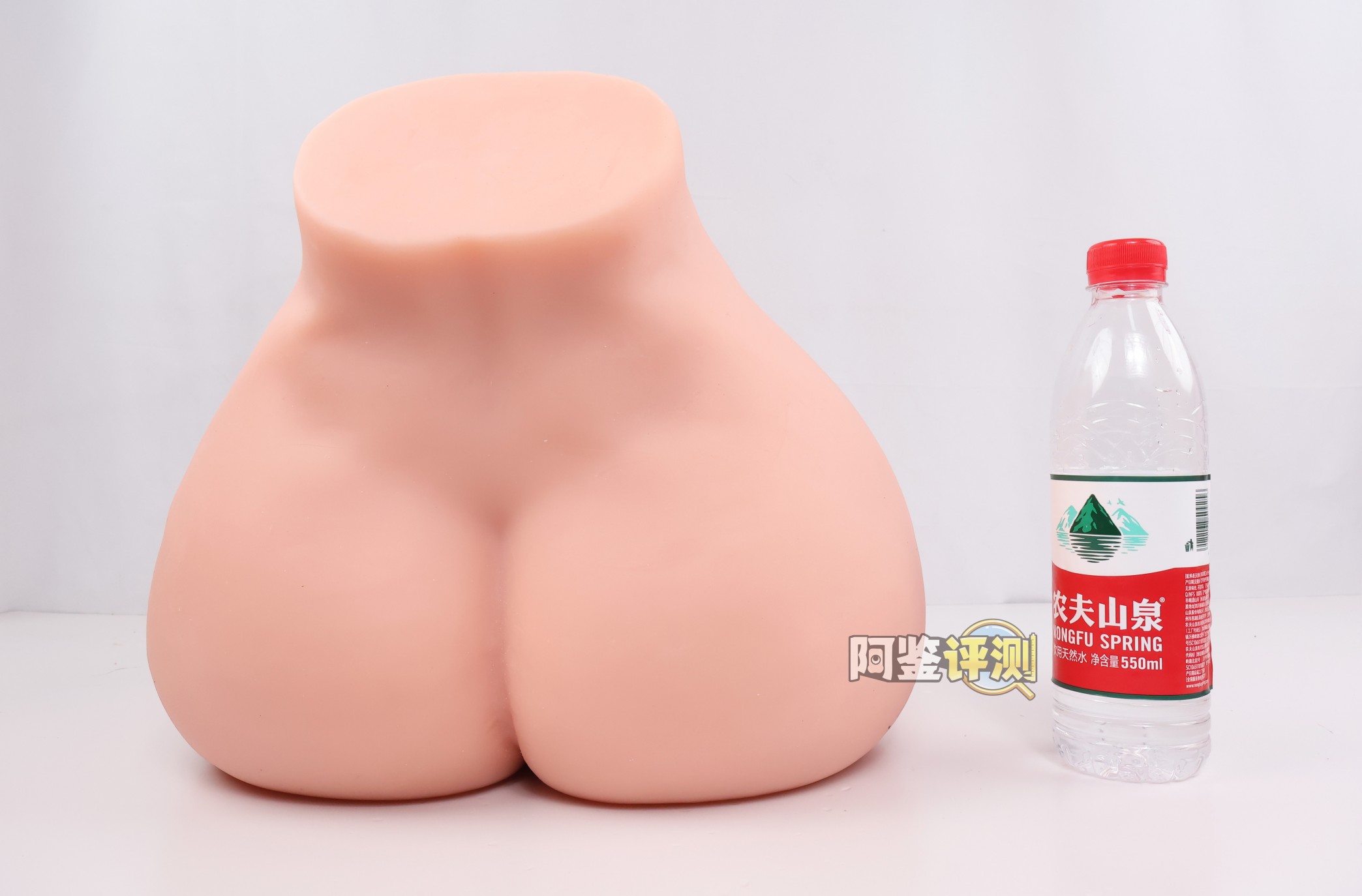 傲川——“臀娘”评测！专精趴式后入的超级大肉臀，床置“开大车”感觉的极致体现！