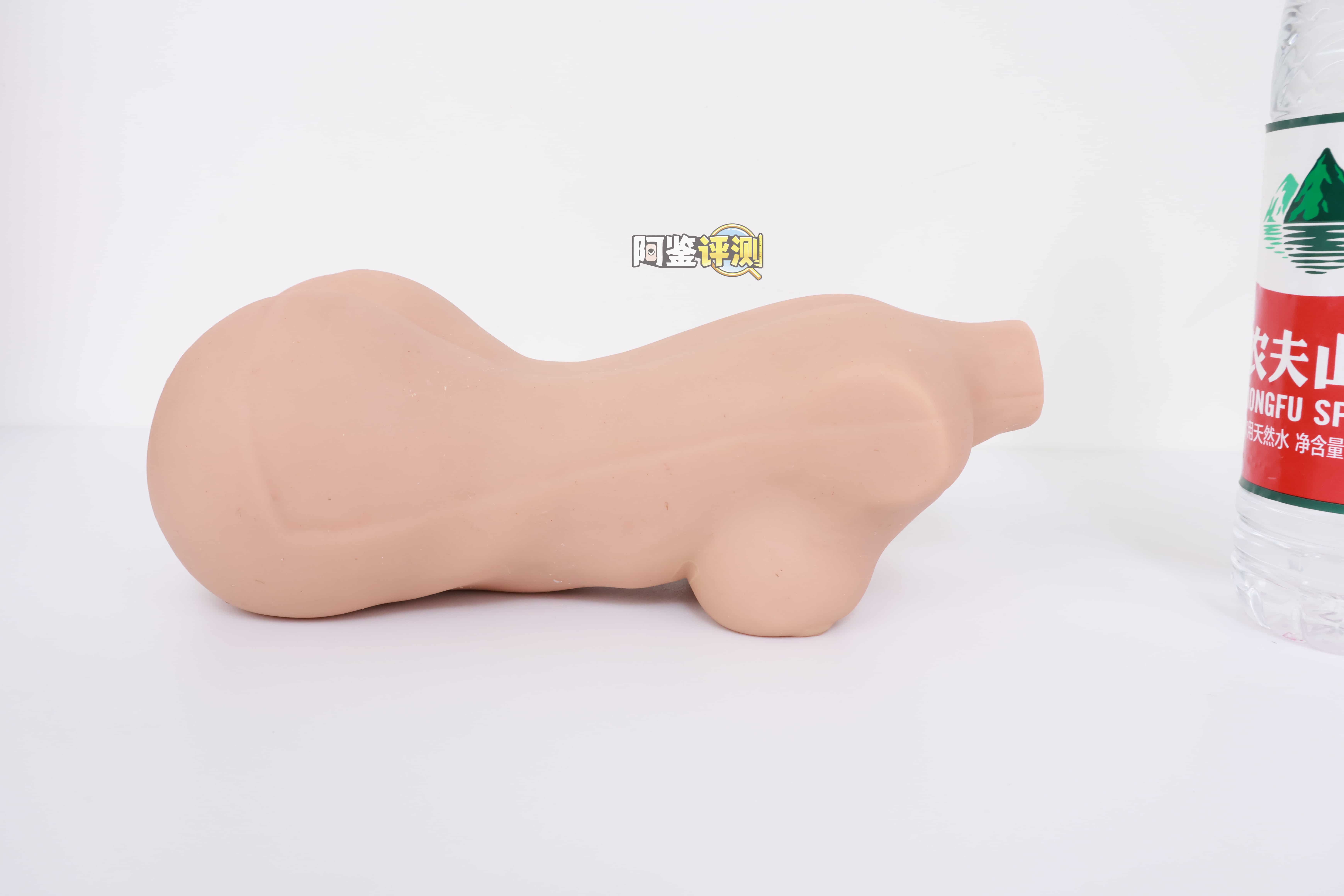 魔眼——“超丰满辣妹”评测！我用过最精致细腻的剐蹭纹理，却被粗糙的外形破坏掉了...