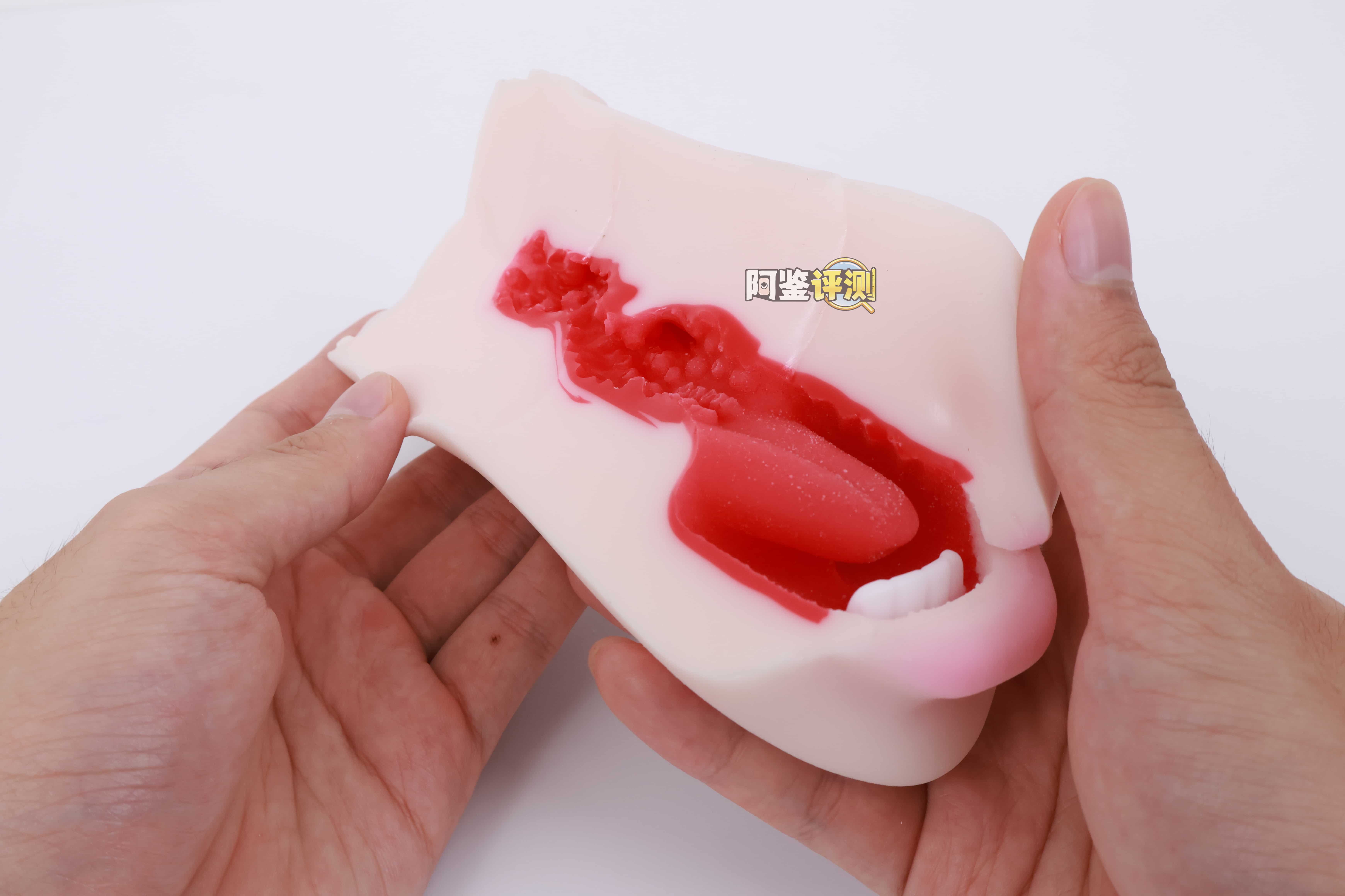 NPG——"真实之口-森泽佳奈"评测！慢玩温柔型女优口交杯，有嘴的感觉但依旧实用性很低