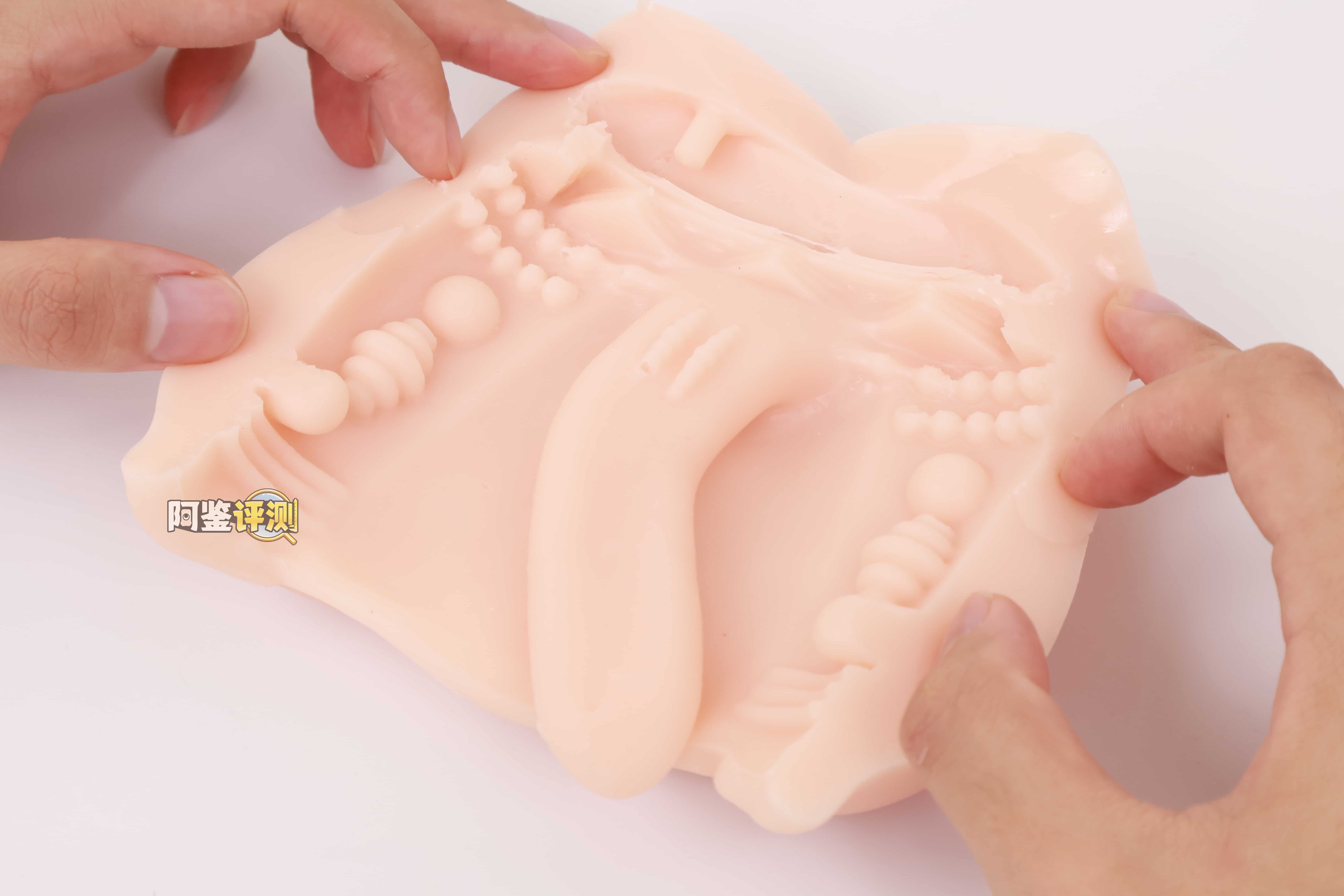 A-one——"长舌辣妹"评测！超级光滑的平整长舌头，刺激度实在是太低了