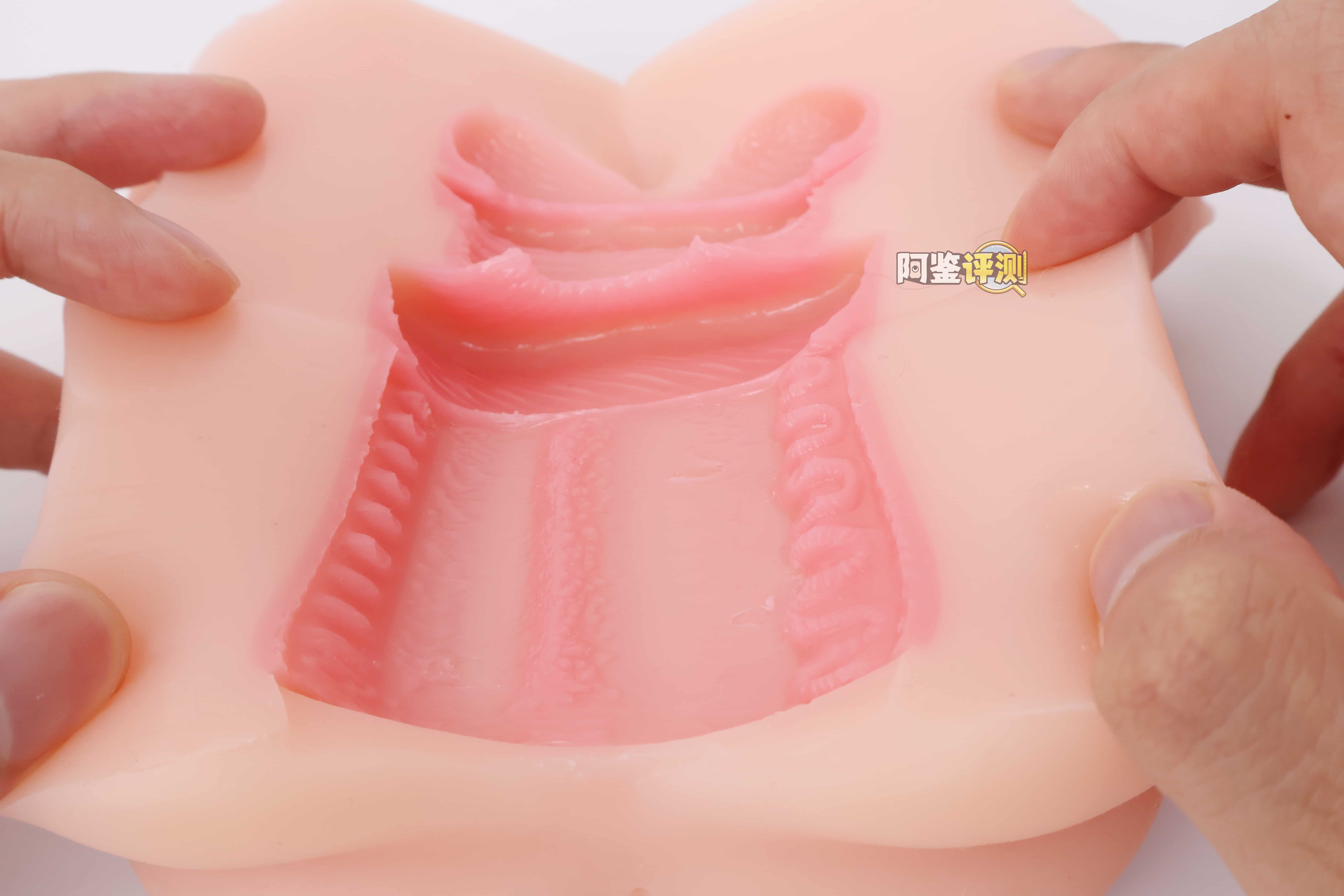 SUIKOMI——"卖杯子的小女孩"评测！这设计可以说是把子宫型杯子的缺点发挥到极致了.....