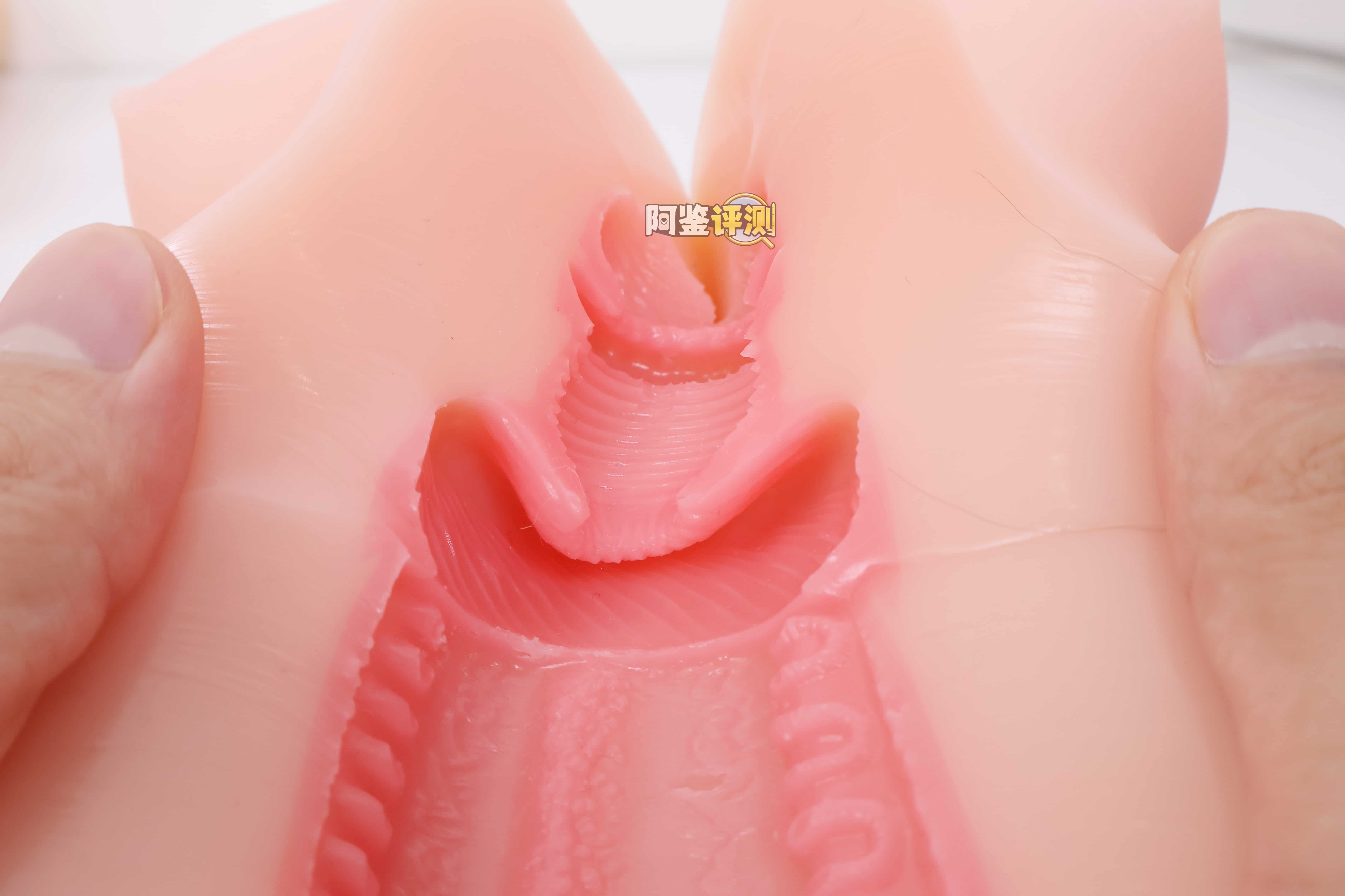 SUIKOMI——"卖杯子的小女孩"评测！这设计可以说是把子宫型杯子的缺点发挥到极致了.....