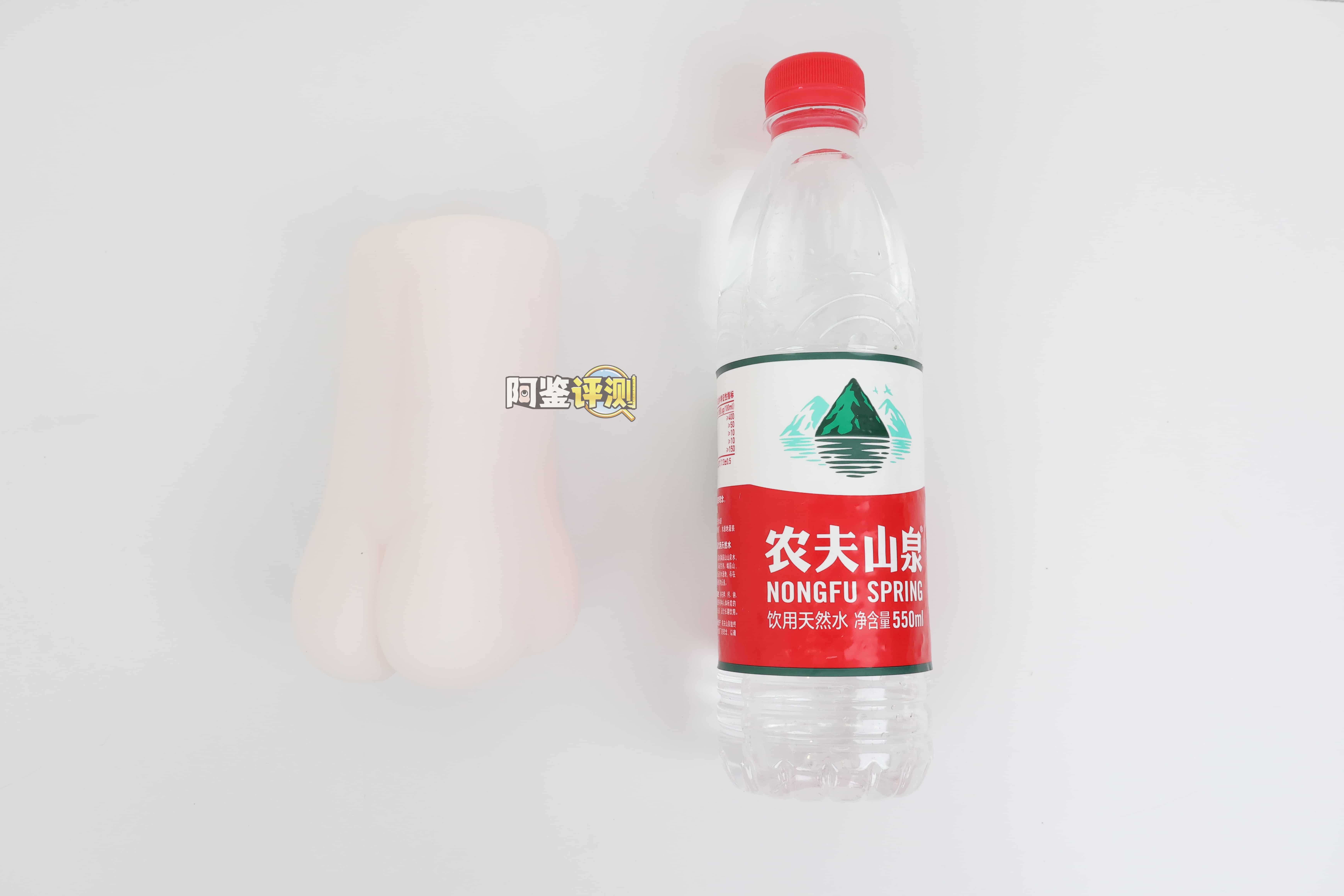 魔眼——“もち雪二代（舔舔）”评测！大块结构的设计太过松散，没有了一代的包裹感