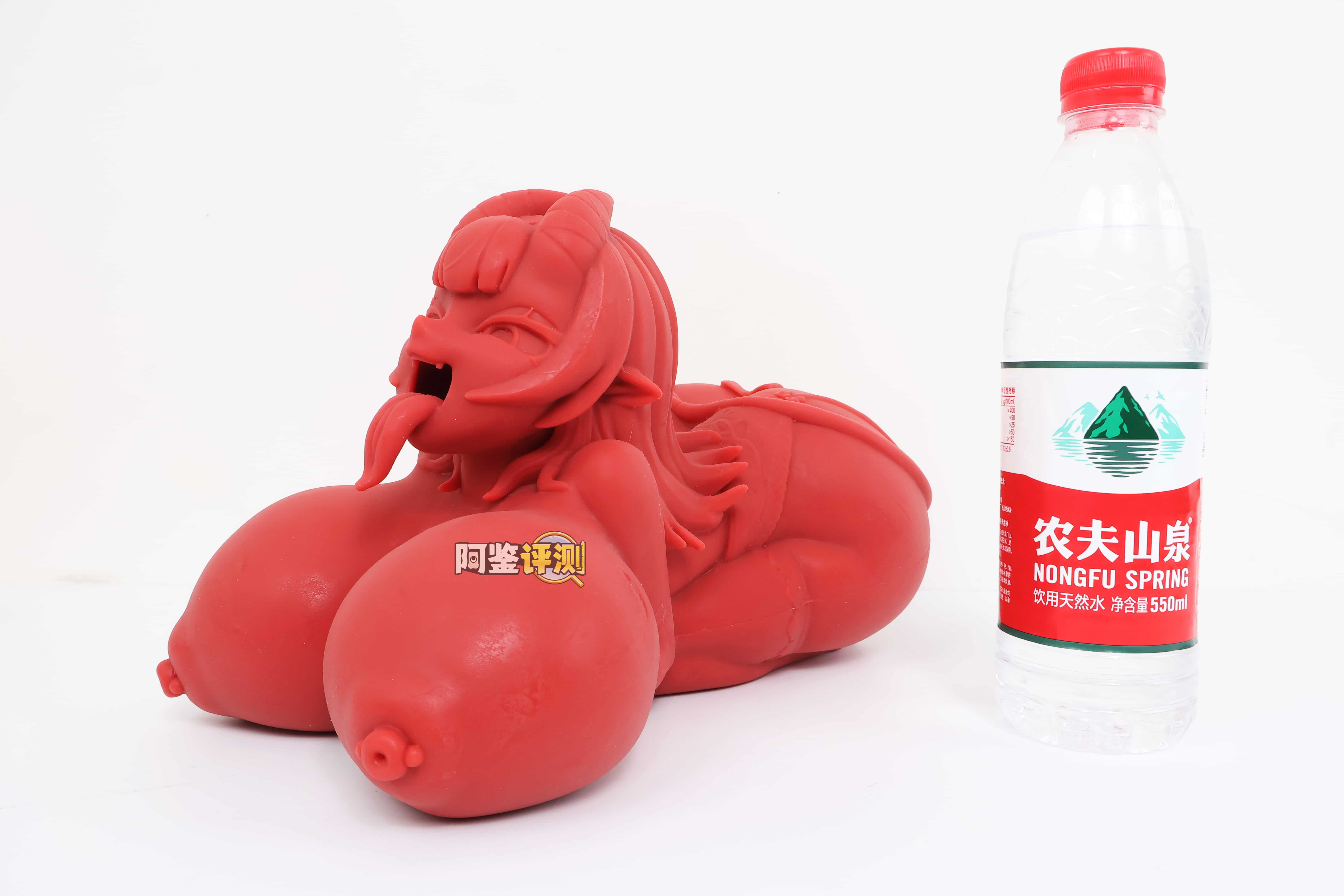 MRL——”魅魔meru”评测!硅胶材质制作的手办型联名杯子,看着有趣用起来却有点痛苦