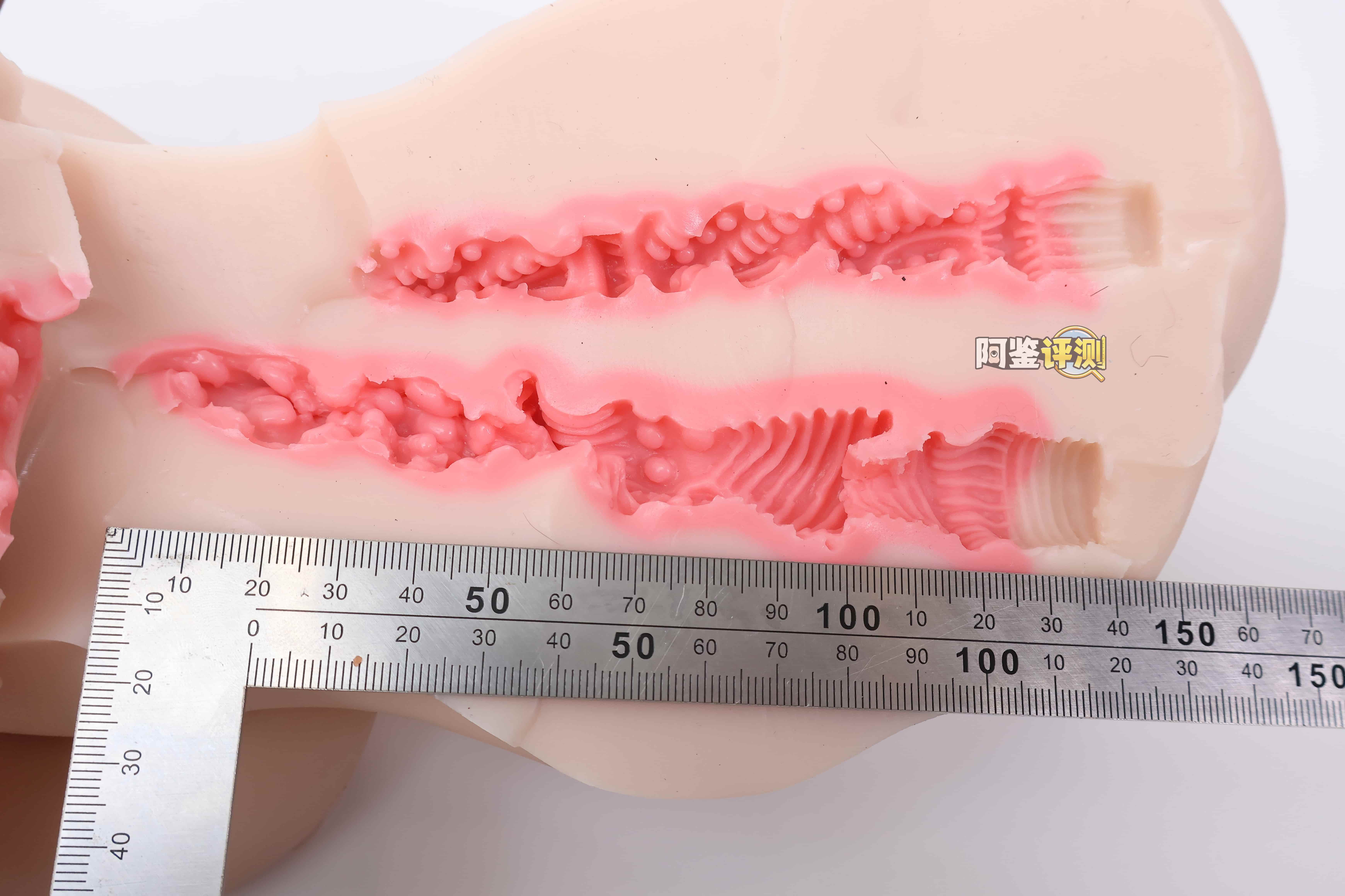 yokubou——“火热应援团（半身）”评测！小臀模前作的延续半身款，终于有一款带软胸的小身体了！