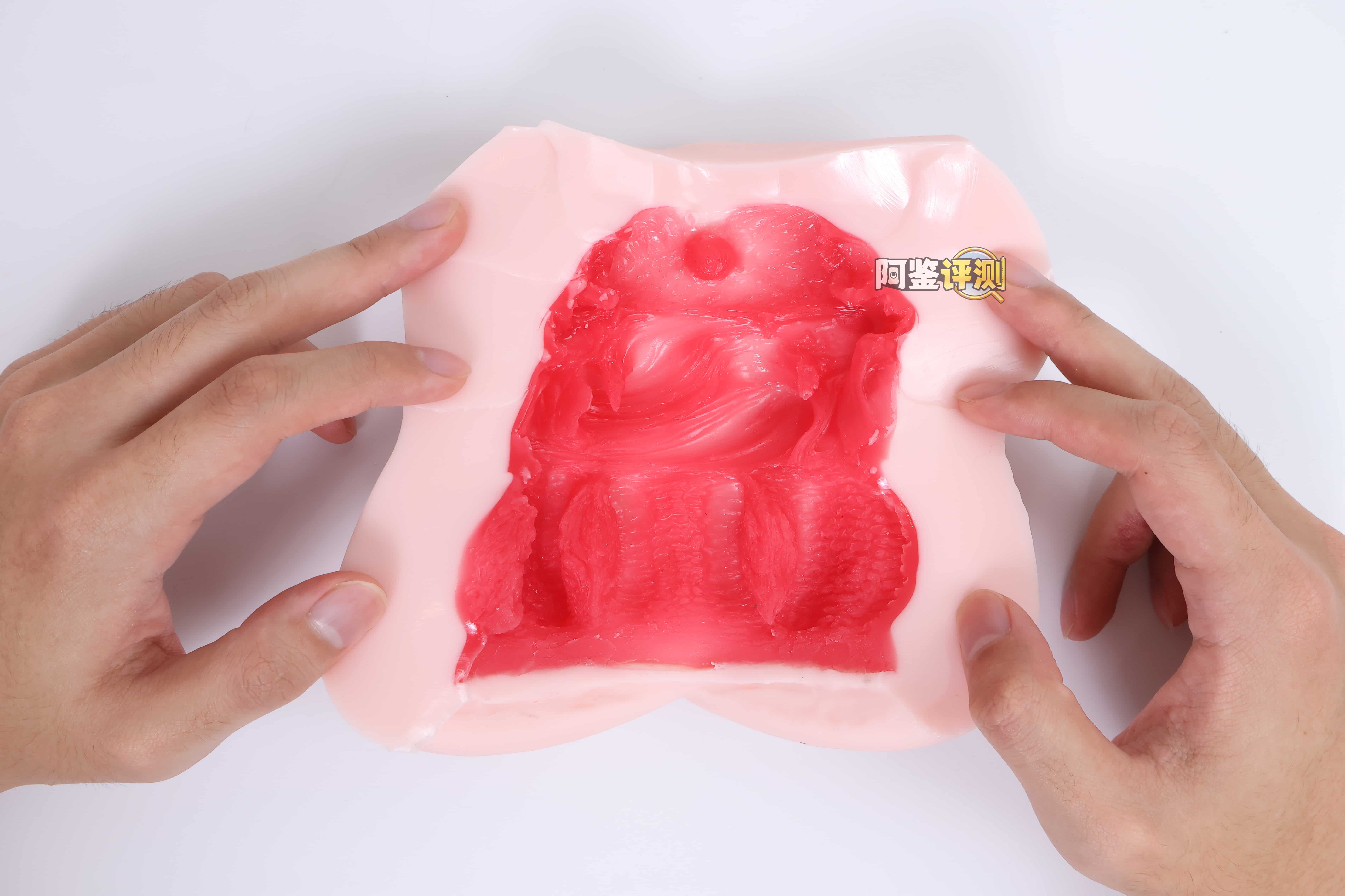 魔眼——"acme hacks（硬）"评测！复杂的黏膜感一旦僵硬起来，就会变得像是“一潭死水”