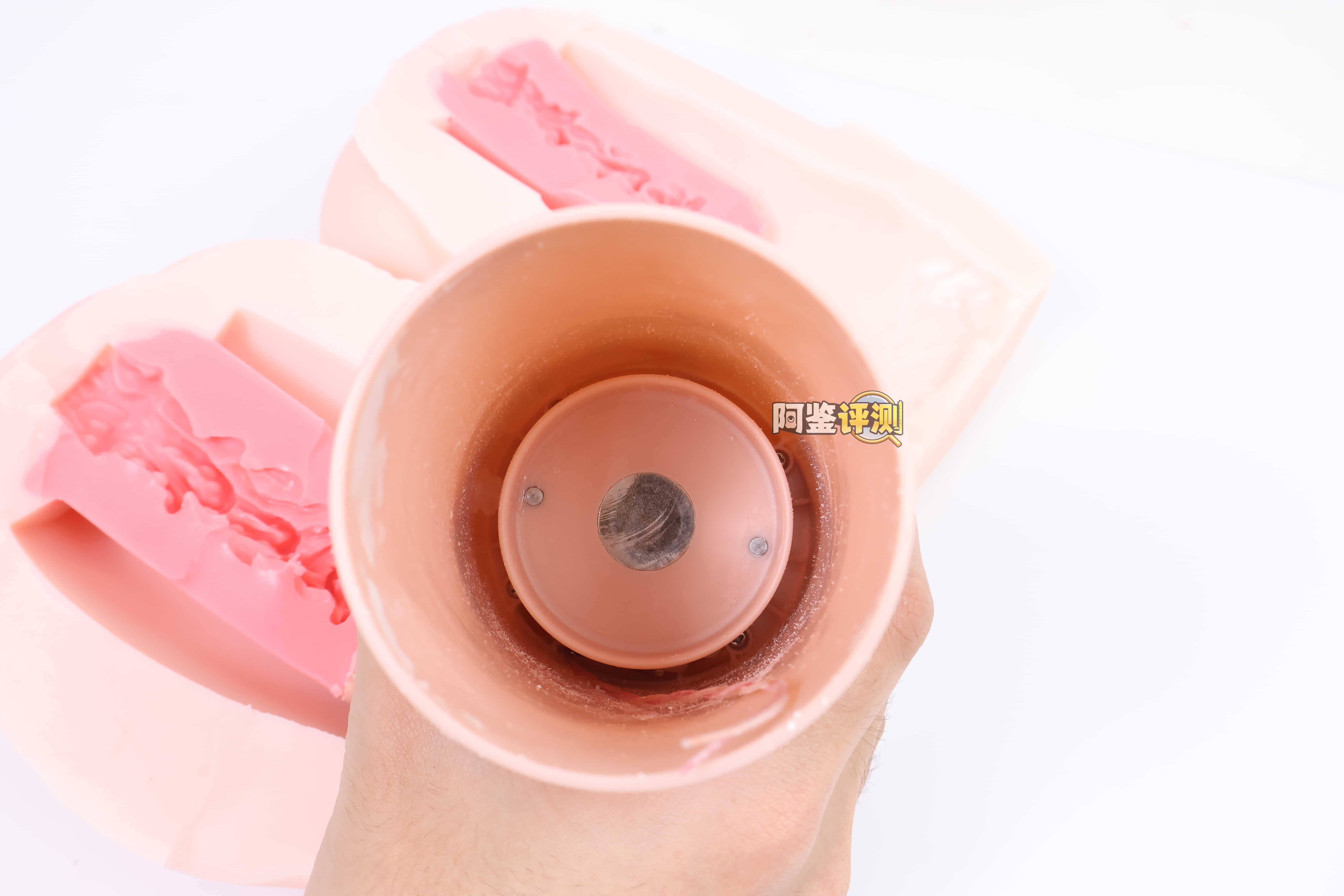 YUU——“内伸缩樱乃酱”评测！胖乎乎的传统派活塞型电动杯，能力综合但是缺乏亮点