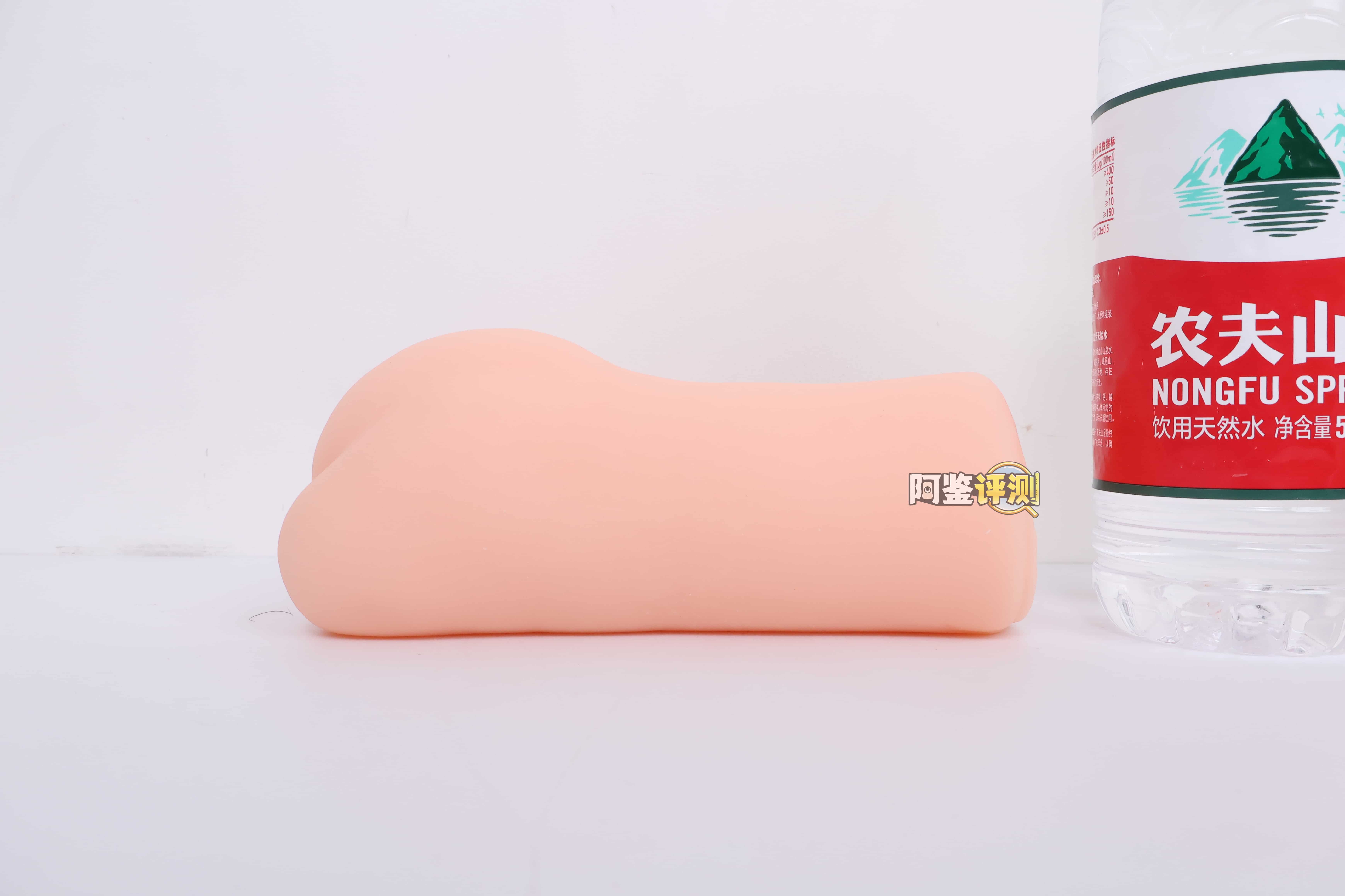 汤马托易士——”同级生”评测！底面加硬的大块“搓衣板”，用起来好像没有想象中那么有趣...