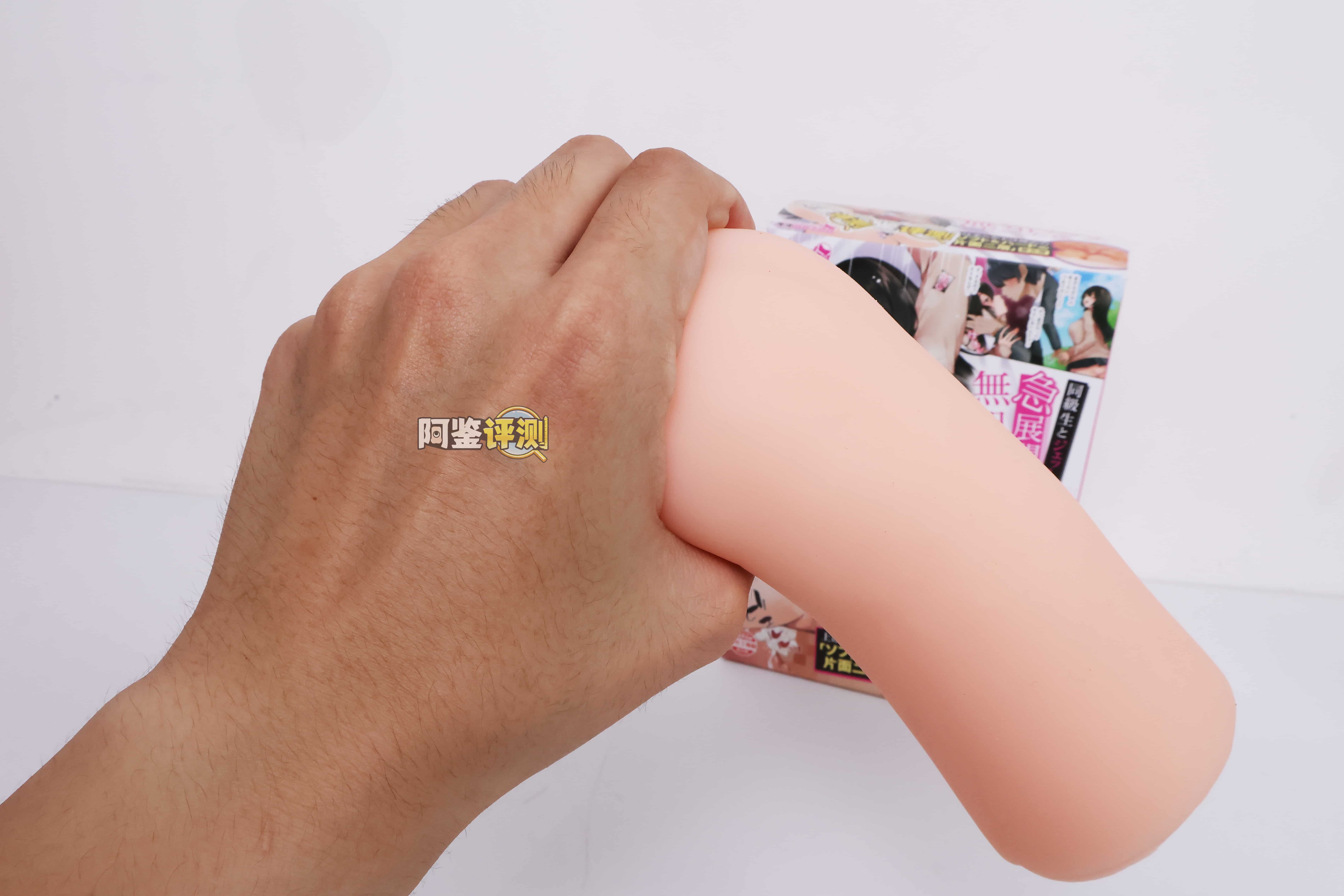 汤马托易士——”同级生”评测！底面加硬的大块“搓衣板”，用起来好像没有想象中那么有趣...