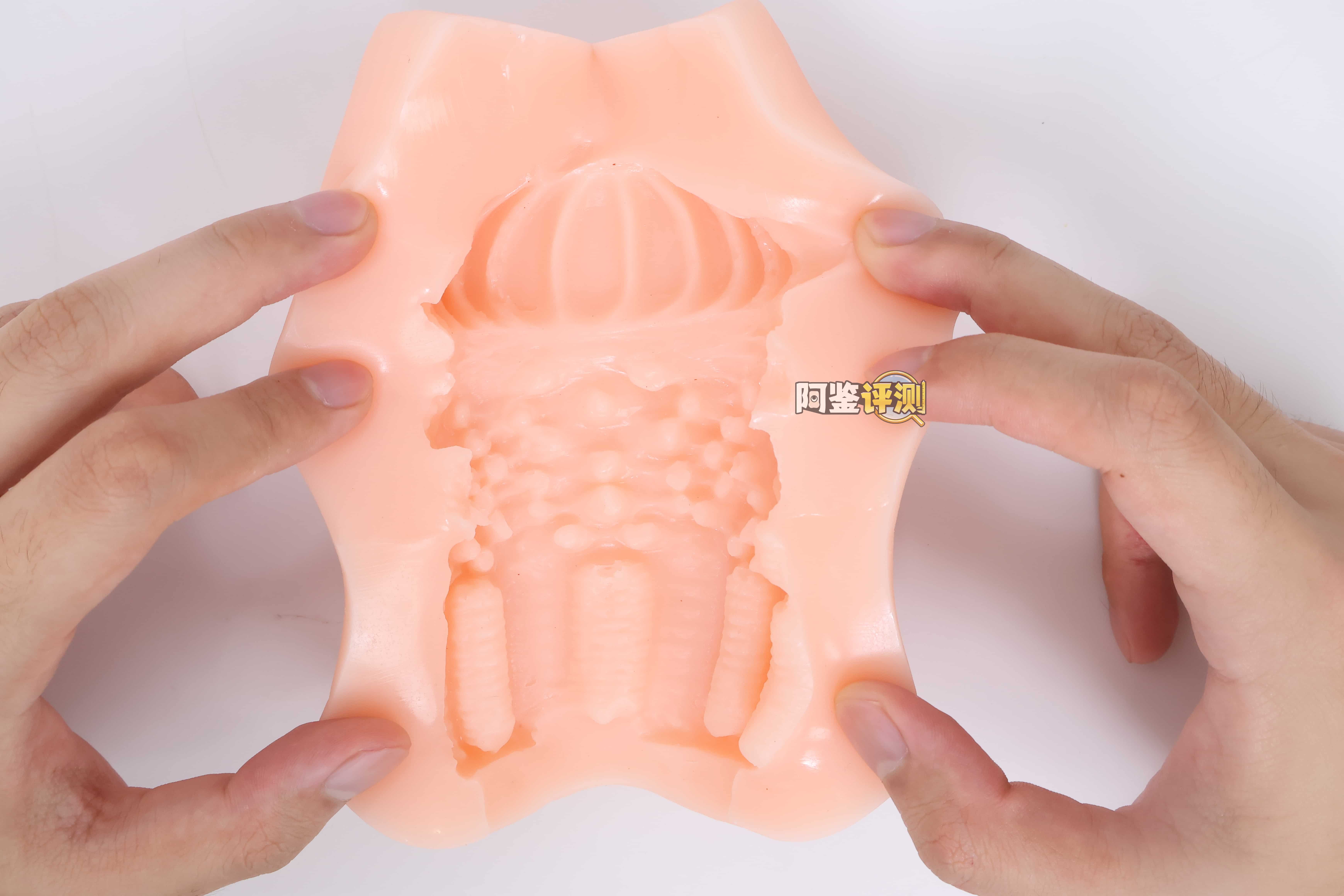 汤马托易士——”异世界精灵”评测！对子炼金术士的一比一模仿版，TPE的材质复刻排气感？根本不行...