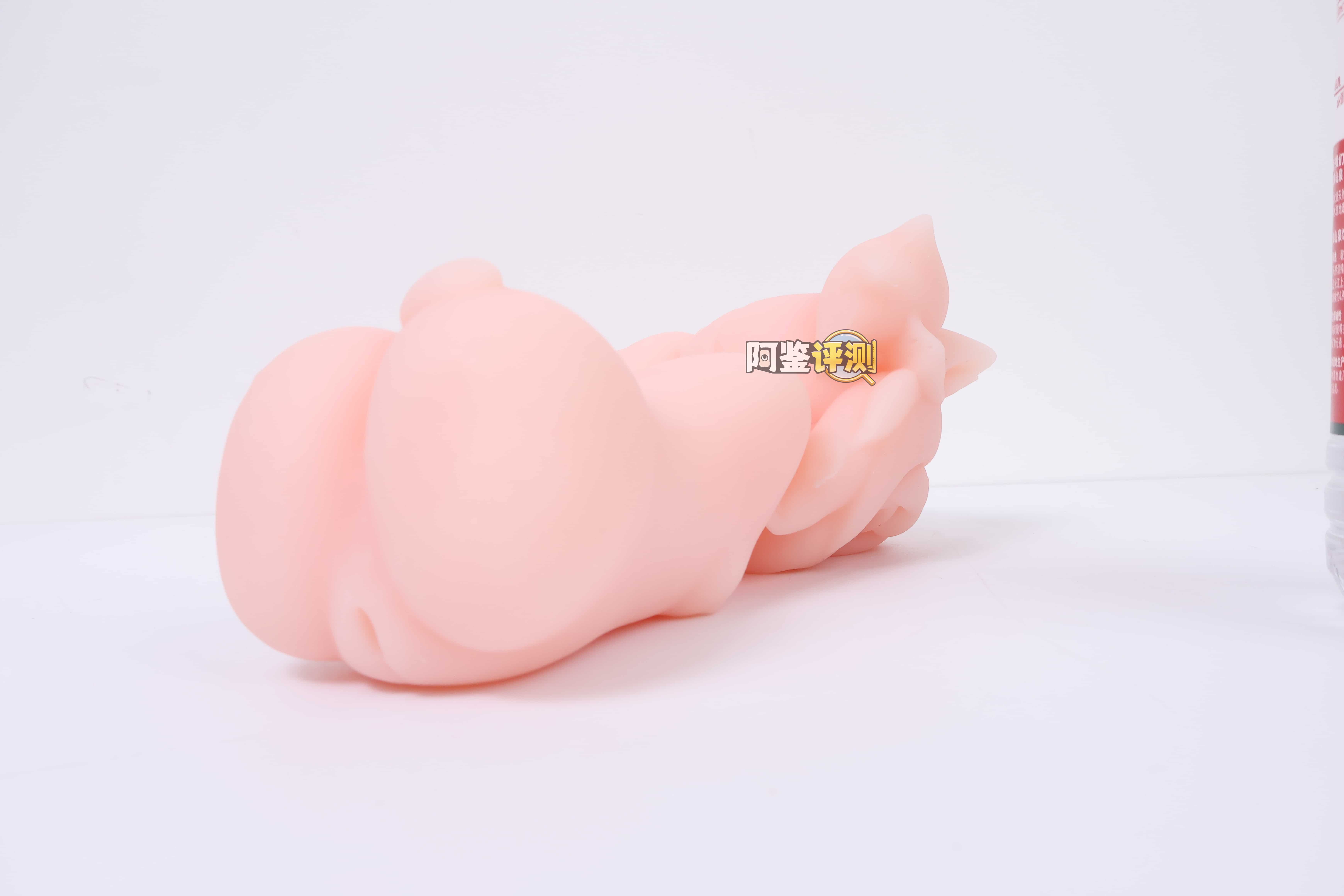 汤玛托易士——”猫乃井莉莉”评测！自家Vtuber联名的“人格排泄”主题杯，主题新奇但是设计敷衍