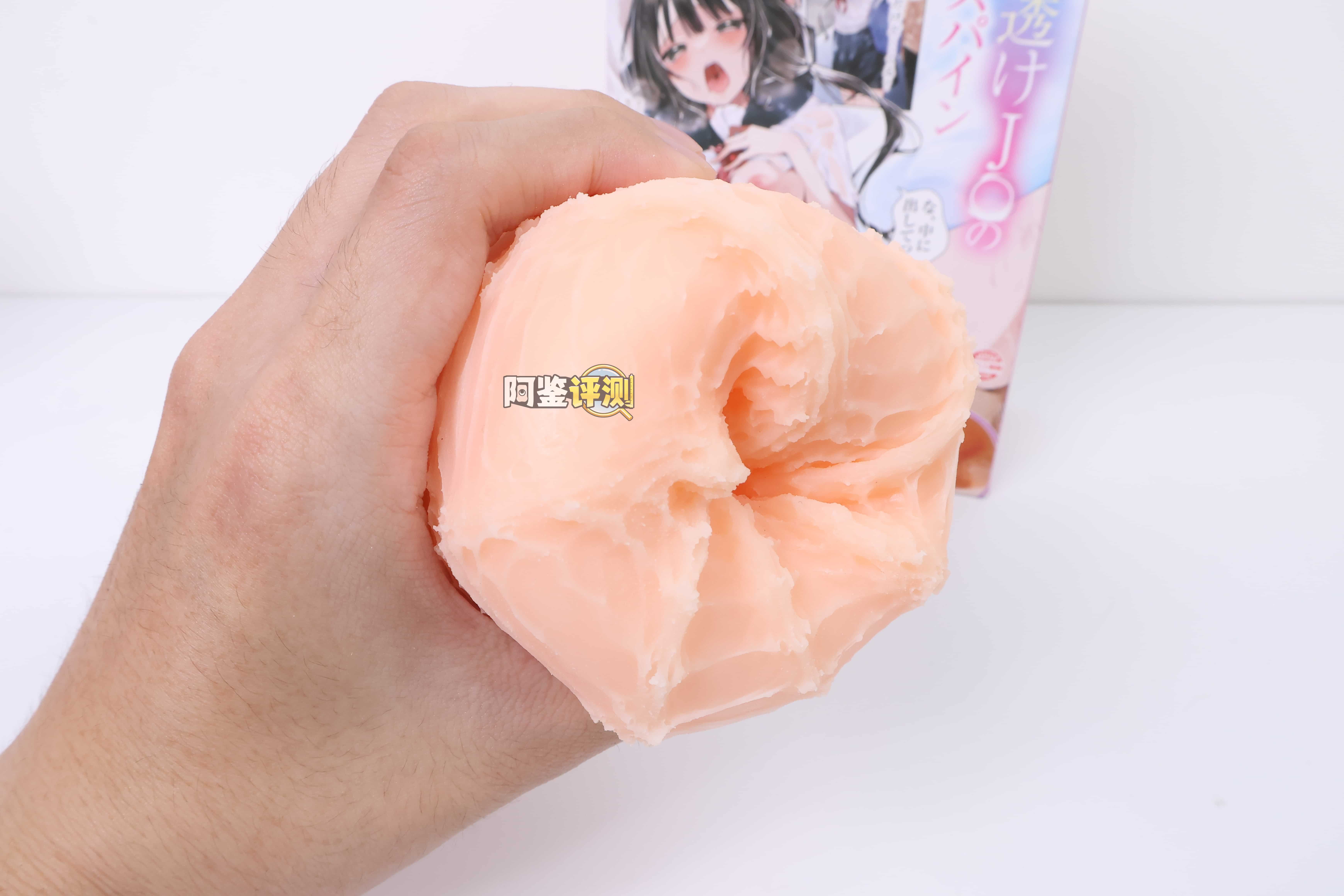 汤马托易士——”湿身淫穴”评测！大结构做进小杯子里，用起来感觉牛子偏来偏去的...