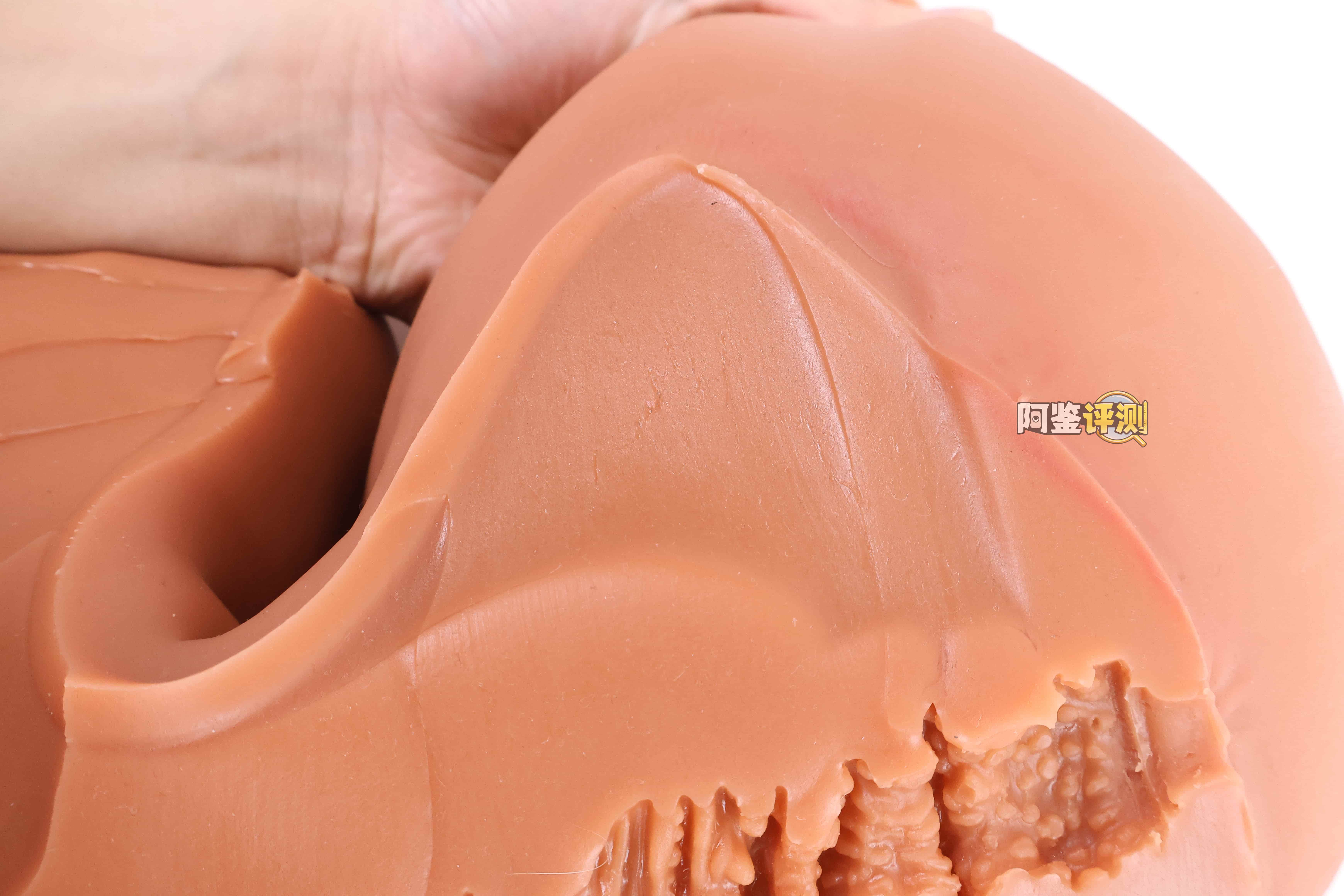 COC——“赤鸢”评测！ 创新工艺的全身软黑皮小身体倒模，设计概念不错但工艺上还有很多问题